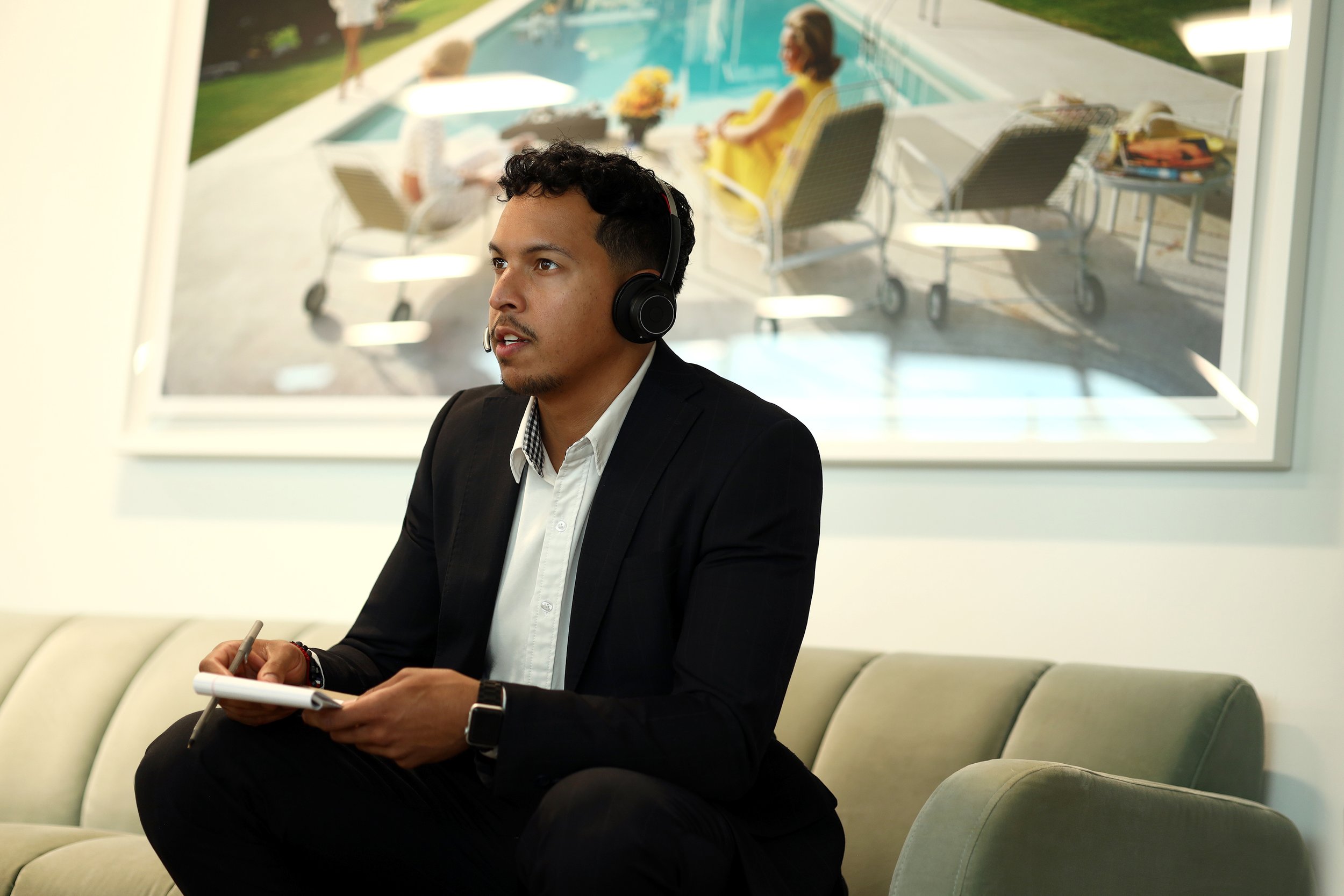 DISCOVER- WEBSITE PRINT 000A4540.jpg