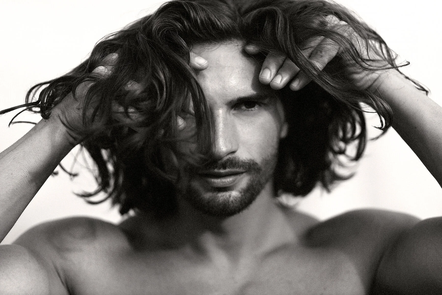 SKYLAR- WEBSITE PRINT 650A7960.jpg