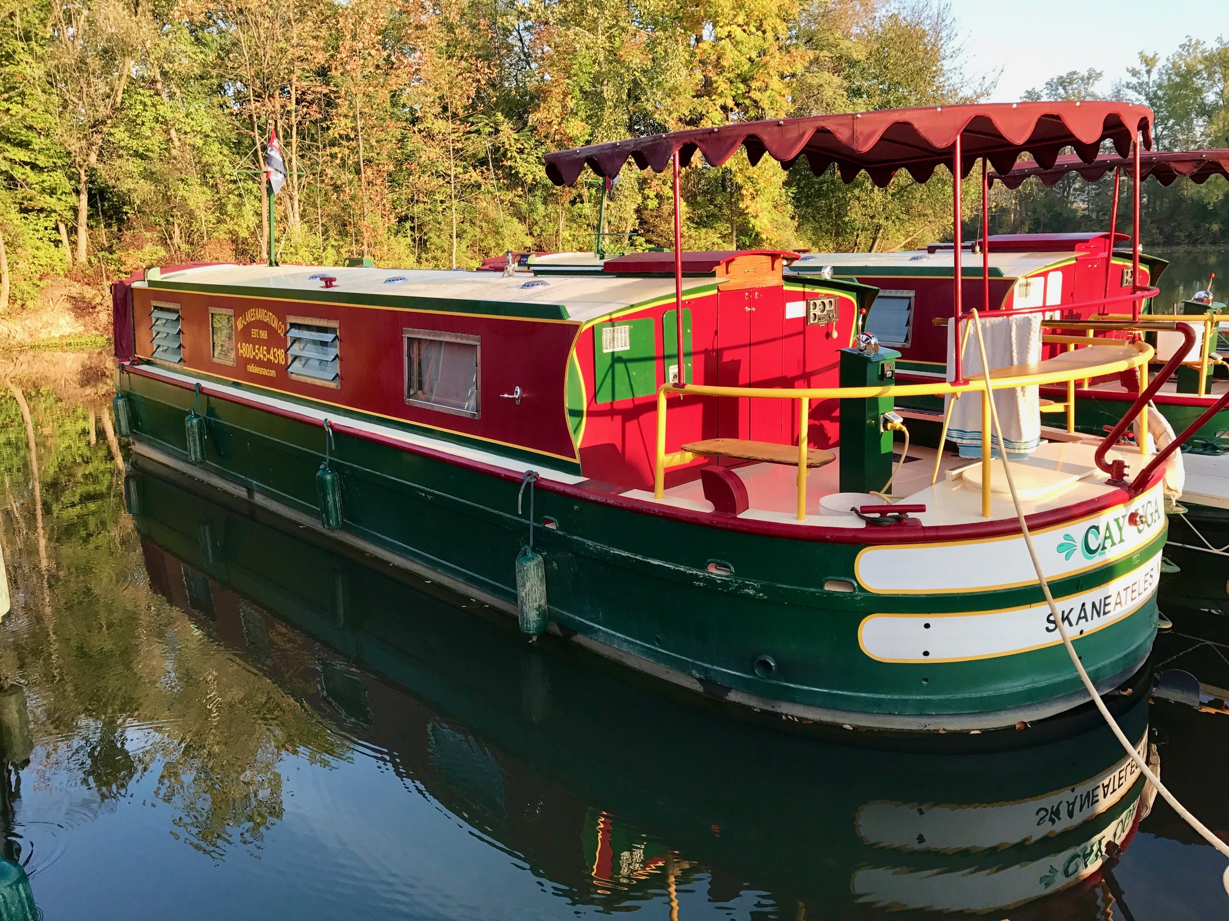 Splash of Color, Old Style Canal Boats