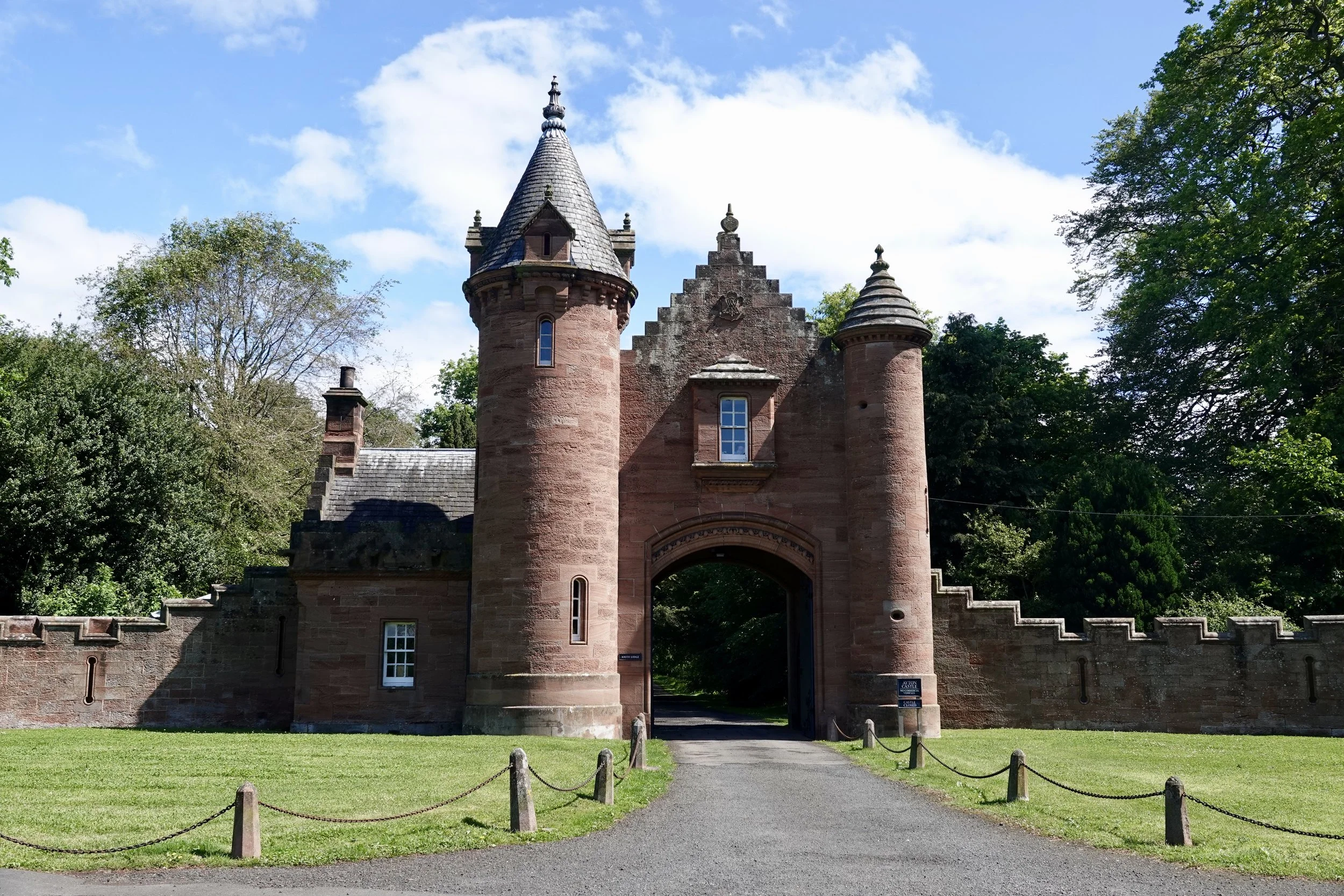 Gate to Ayton Castle