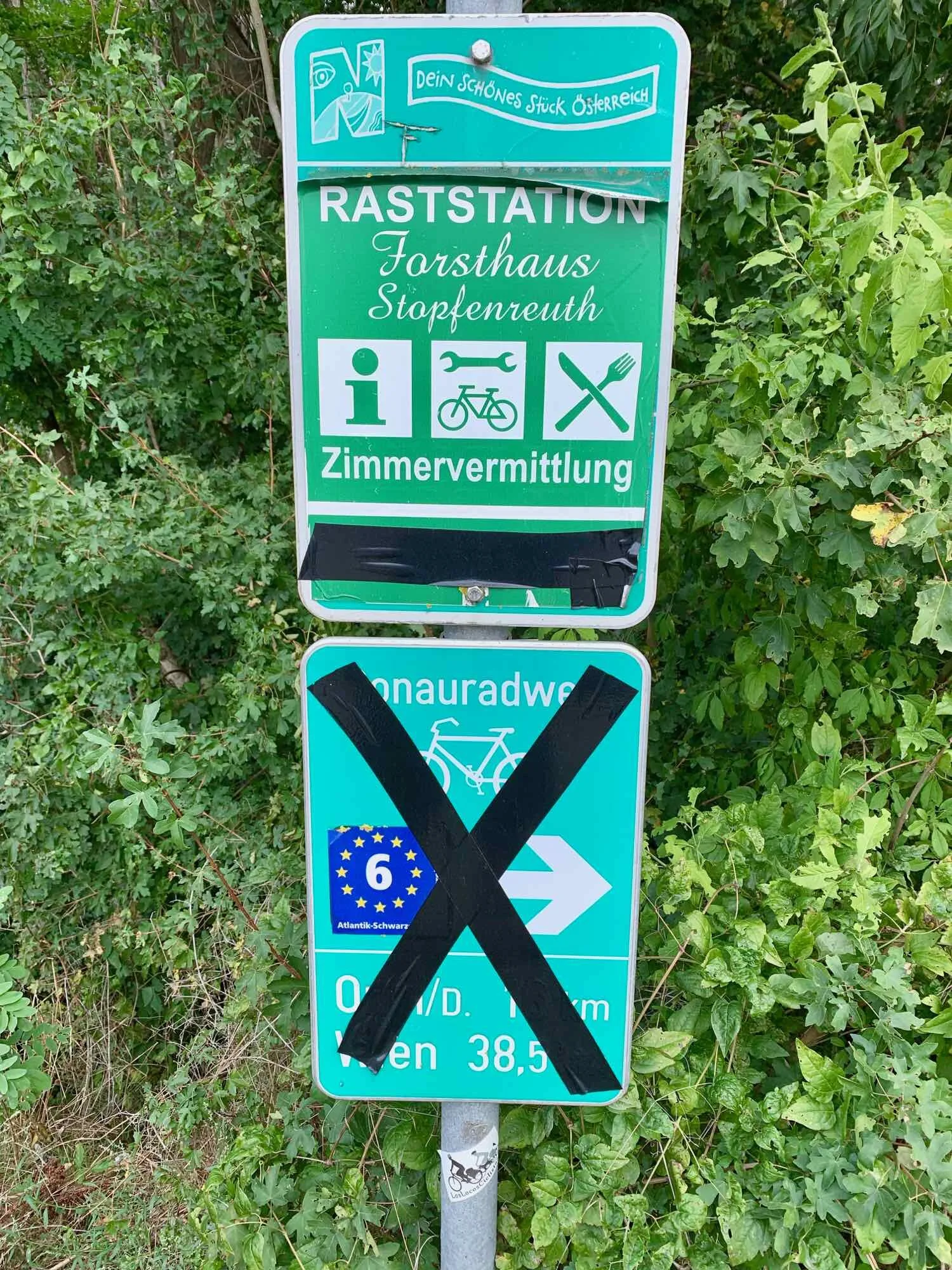 Don’t go THAT way. Engelhartstetten