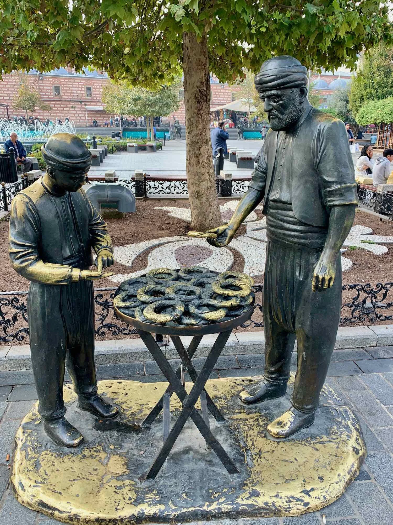 Simit (aka, Turkish bagels) are a popular treat