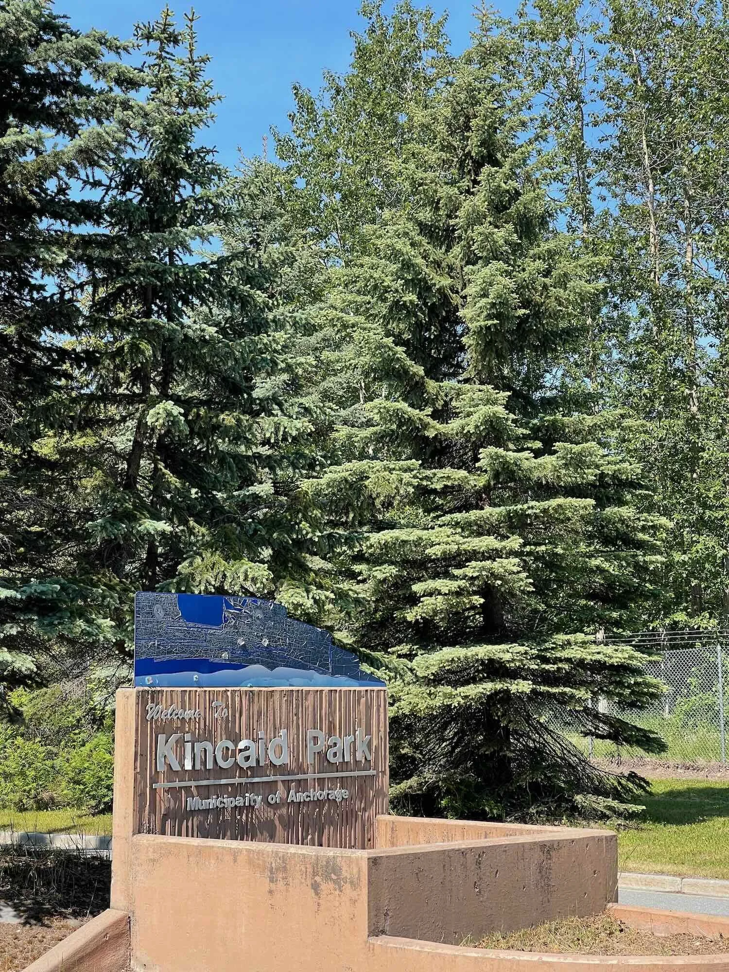 Kincaid Park mixes pavement and dirt