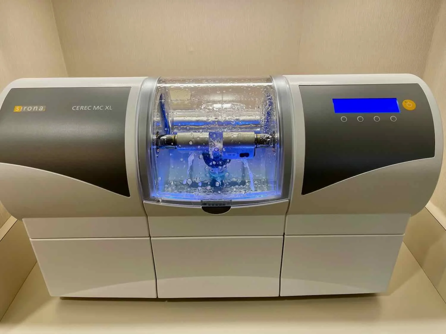 The machine that carved the new crown
