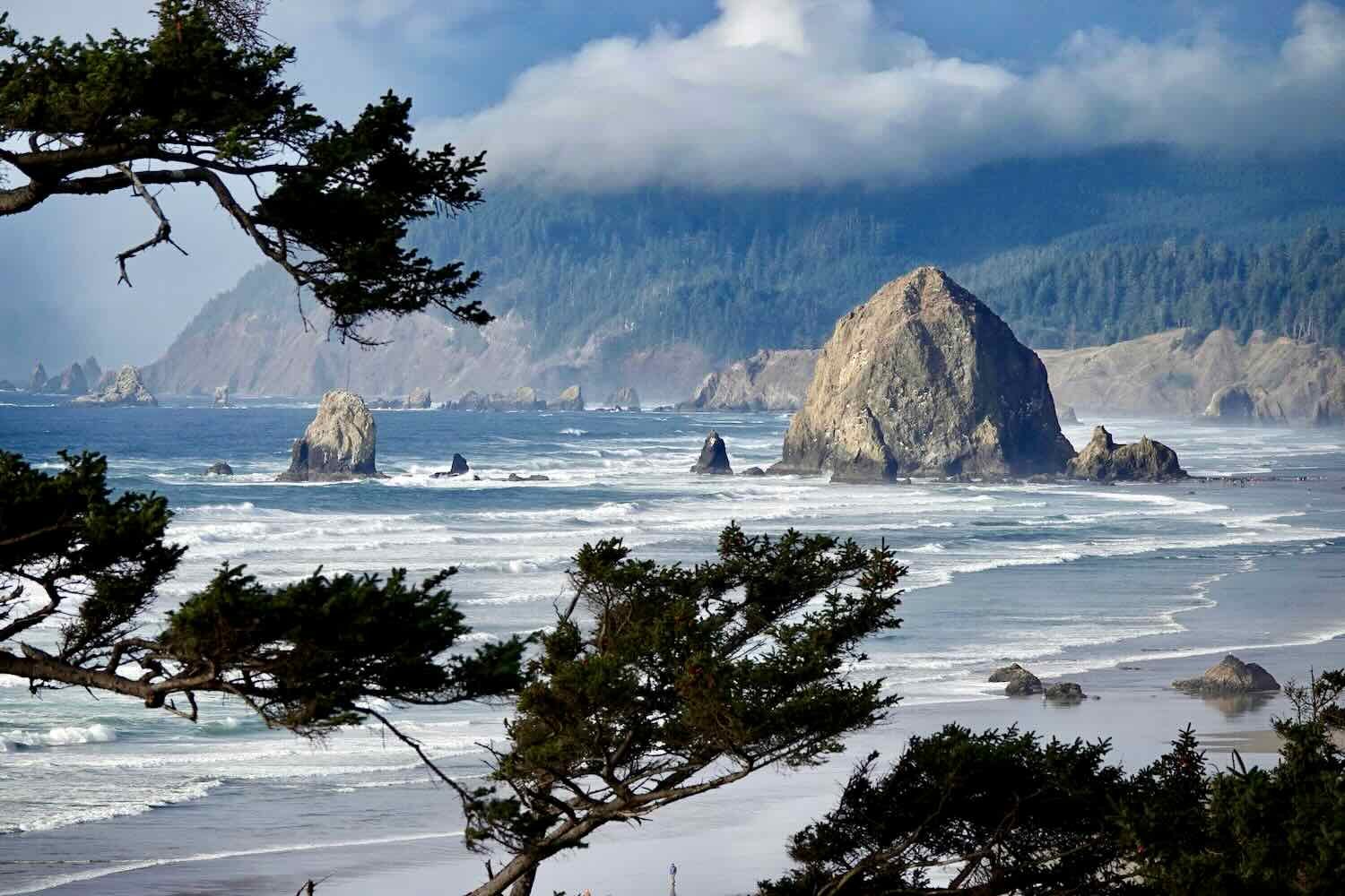 Haystack Rock, Cannon Beach, Oregon