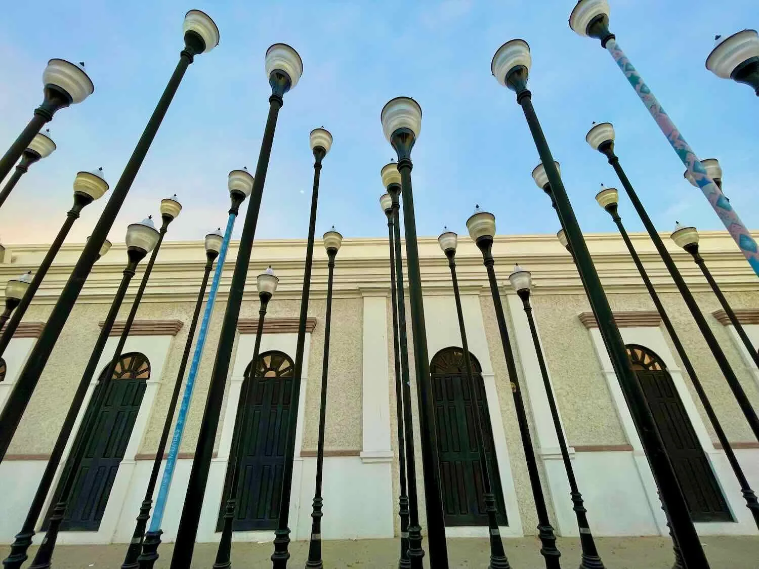 "Faroles" (Lanterns), outside the Museum of Art