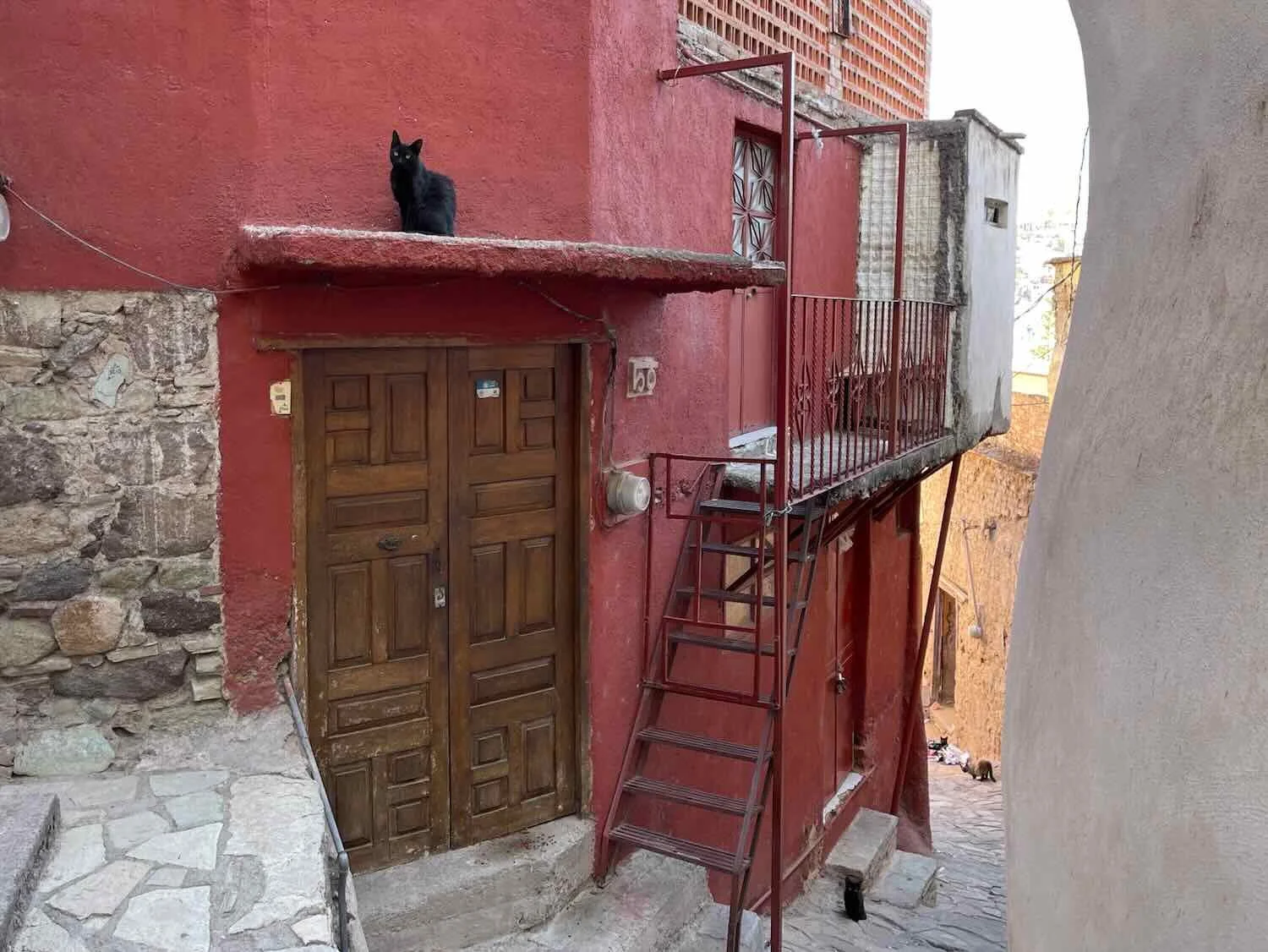  City of Guanajuato, Mexico. Copyright © 2019-2023 Pedals and Puffins. 