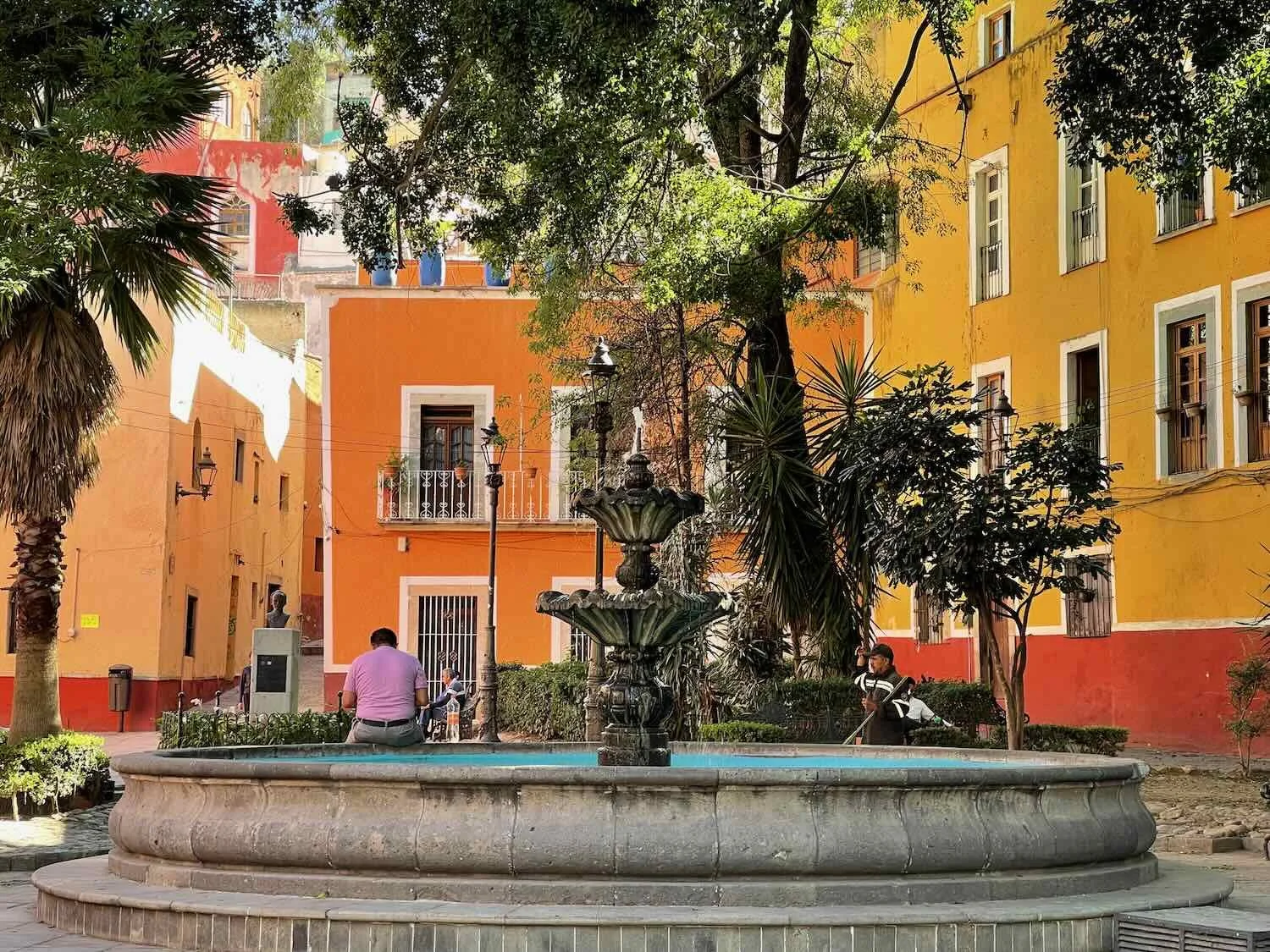 A tranquil, neighborhood plaza