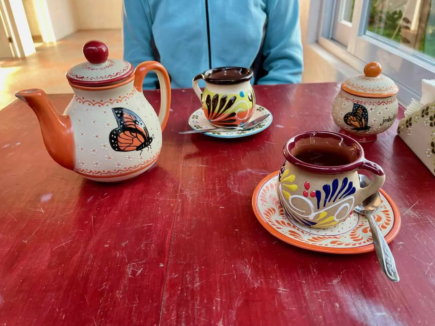 Monarchs on the teapot