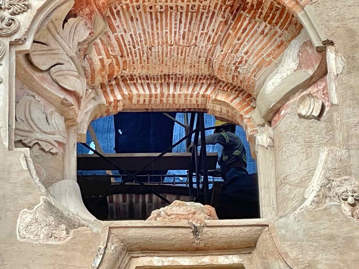 Restoration work on the El Carmen Church