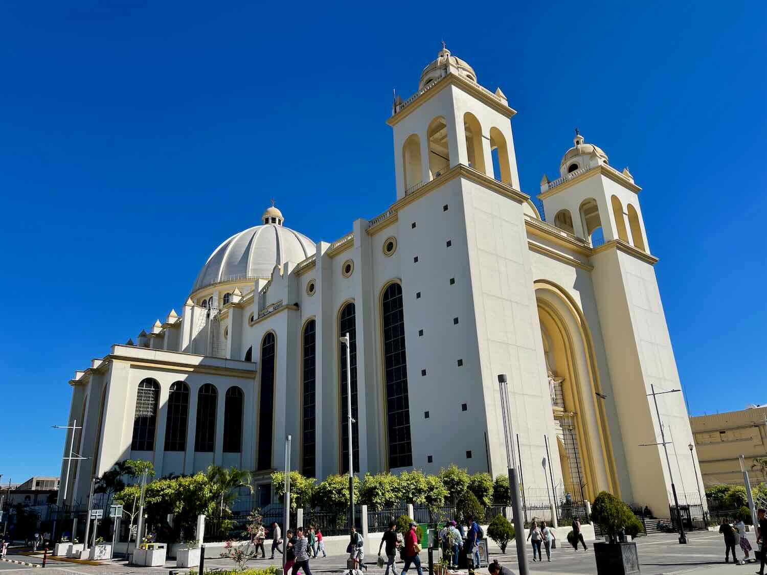 San Salvador's National Cathedral is a particularly imposing building, also located on the Civic Square