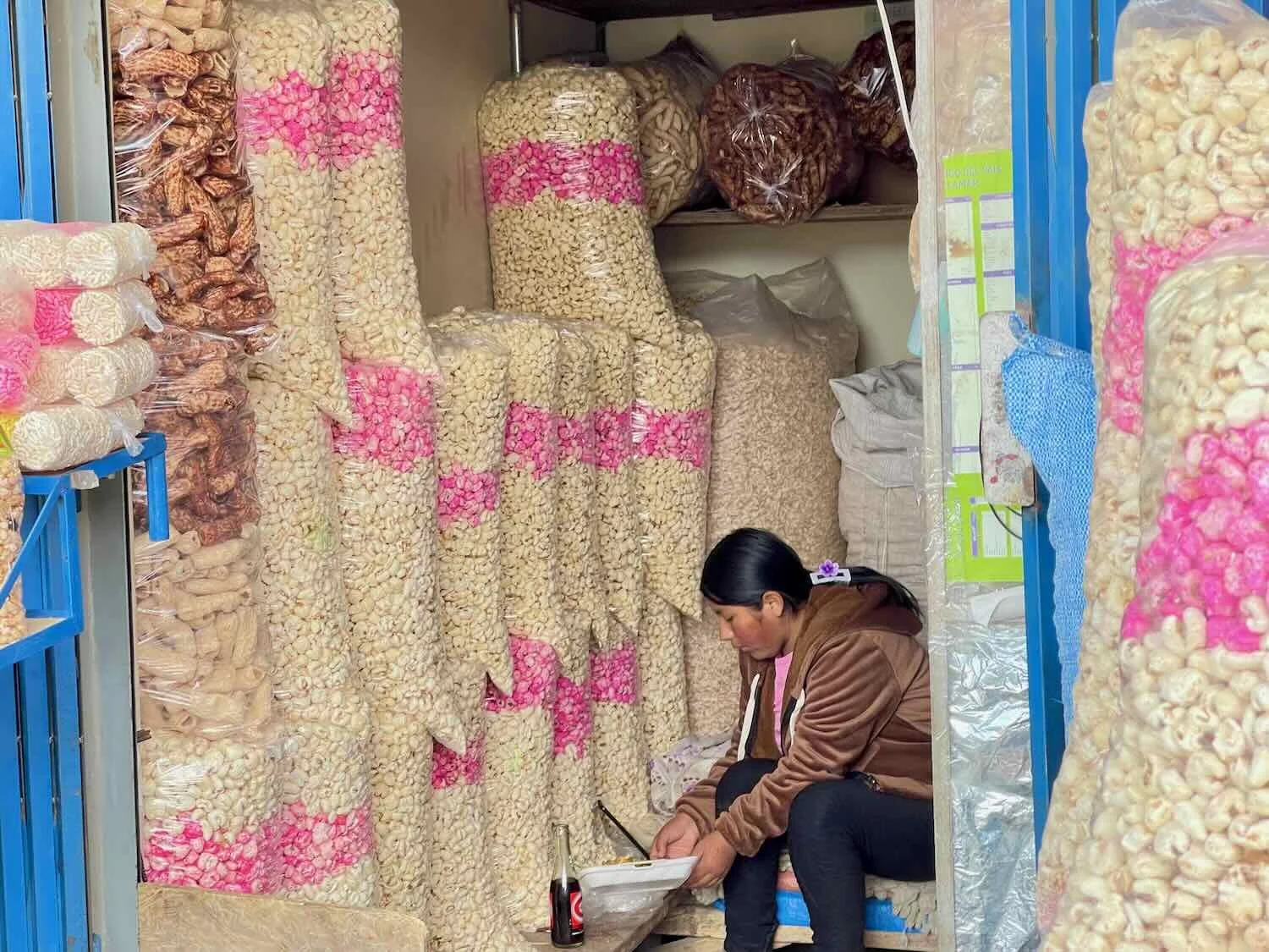 Bolivians love to snack on puffed grains. This shop sold every type of puffed grain imaginable (rice, wheat, corn, pasta...)
