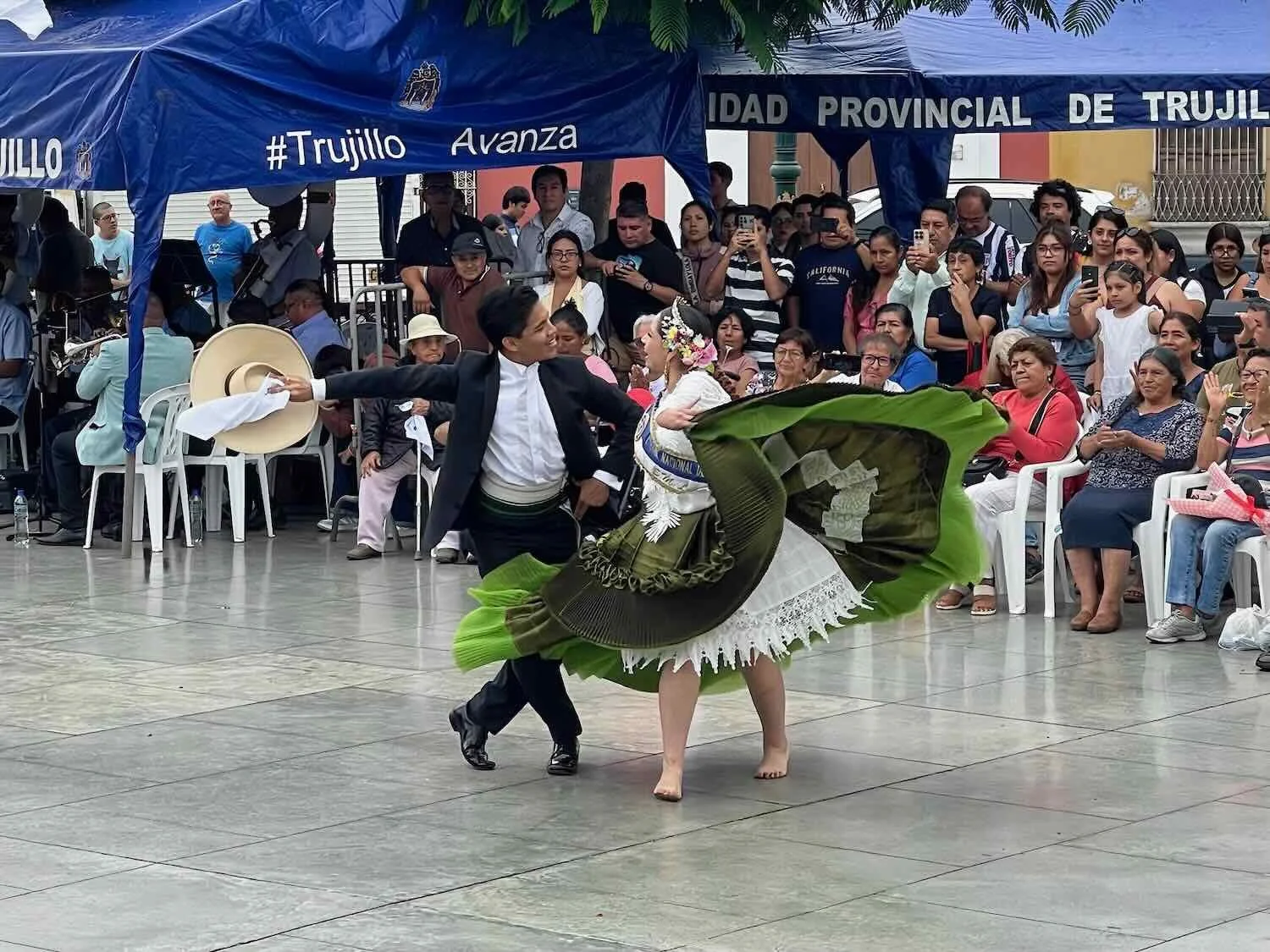 Marinera Dancers promoting the upcoming festival