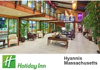 holiday_inn_hya.jpg