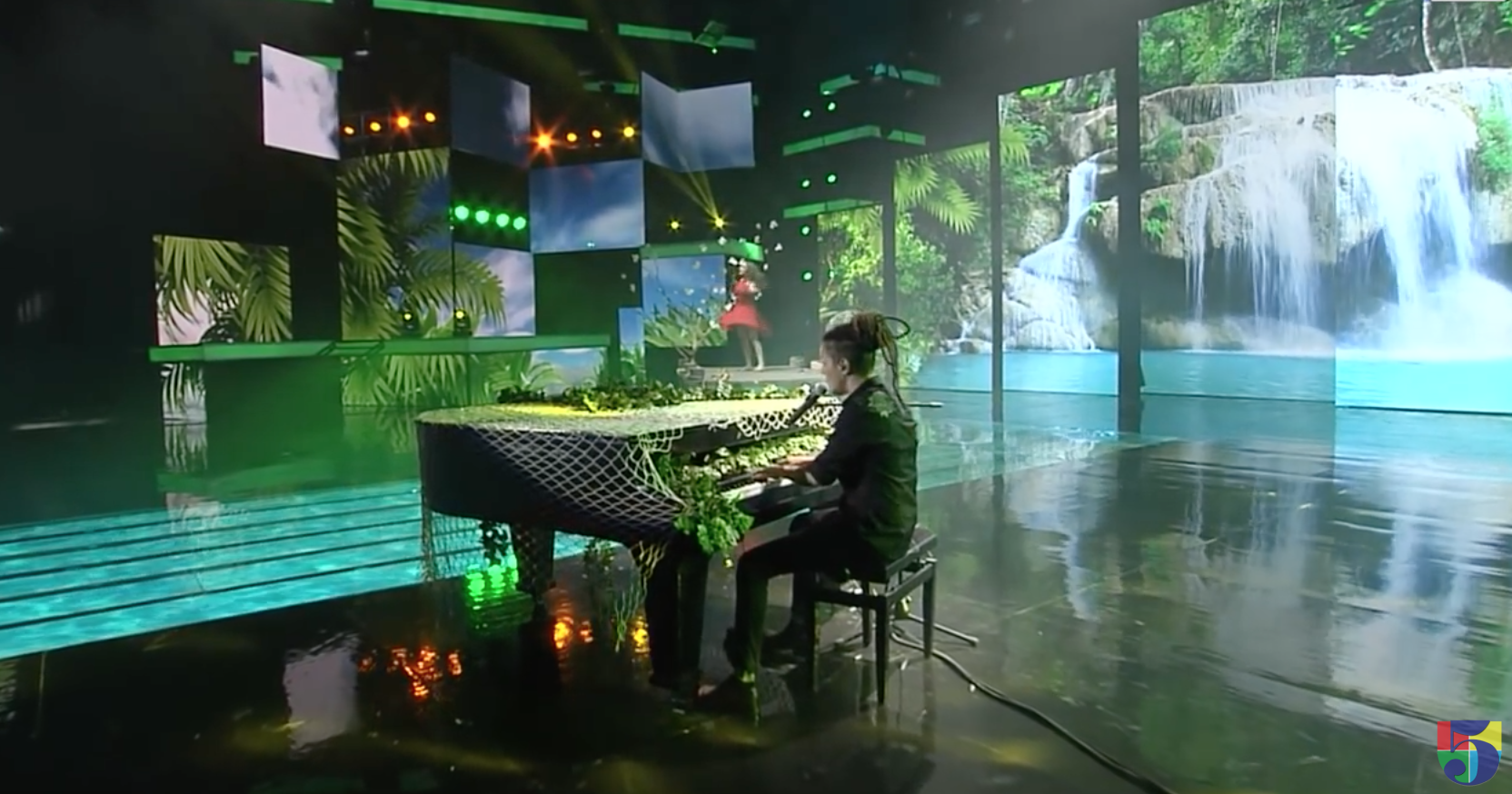 Screen Shot 2019-01-22 at 12.49.28 AM.png