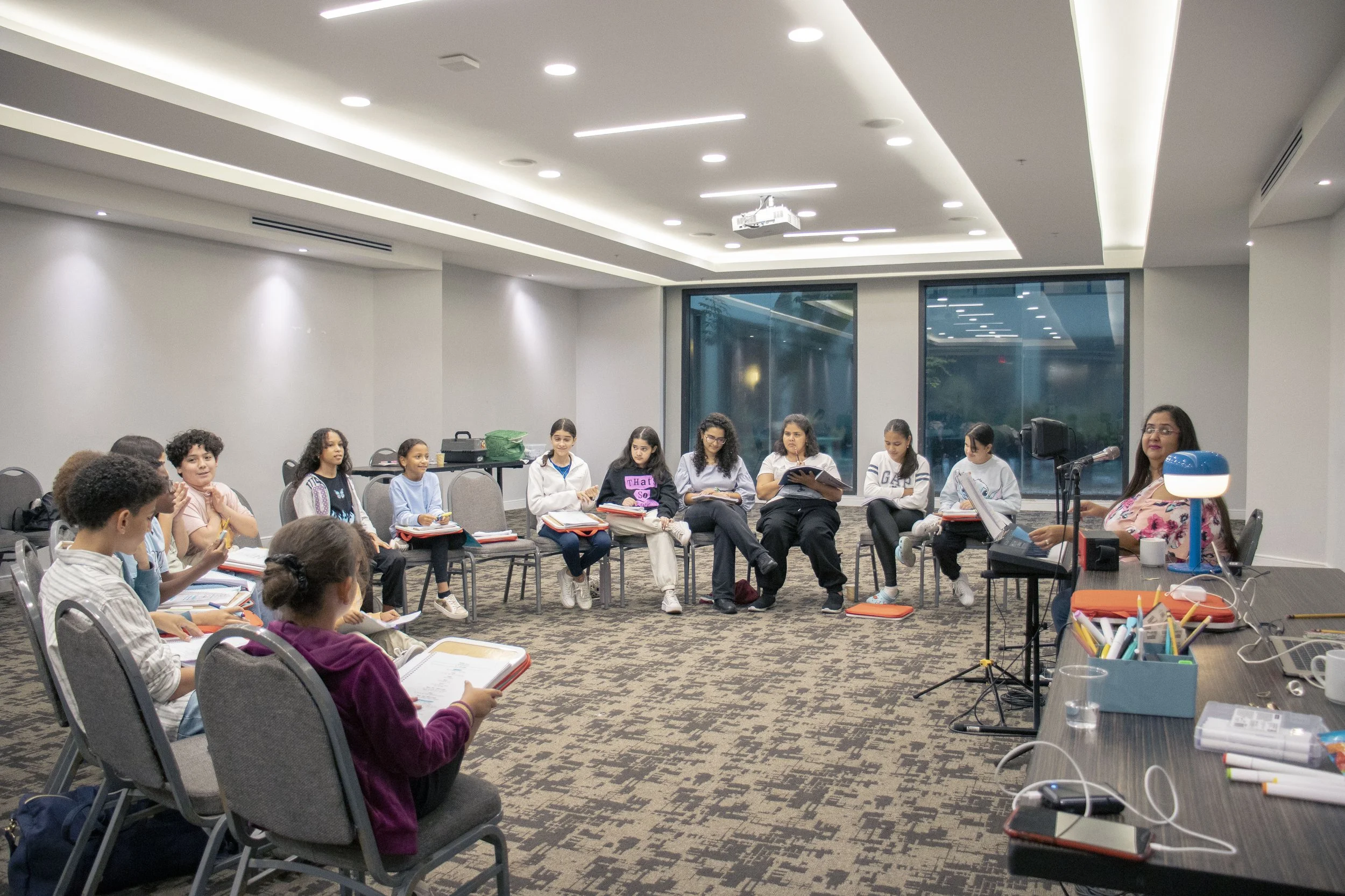 MATILDA ELENCO 2.jpg