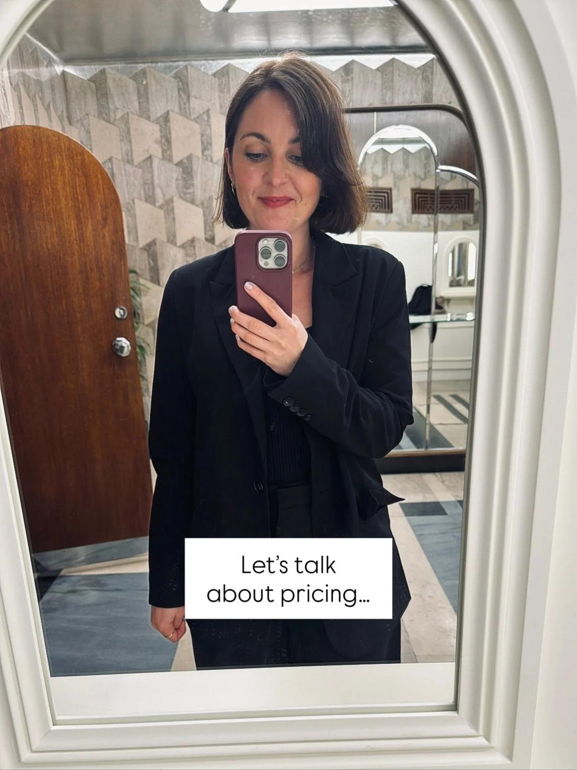 A big topic! And I&rsquo;m so here for it 💰

#pricing #knowyourvalue