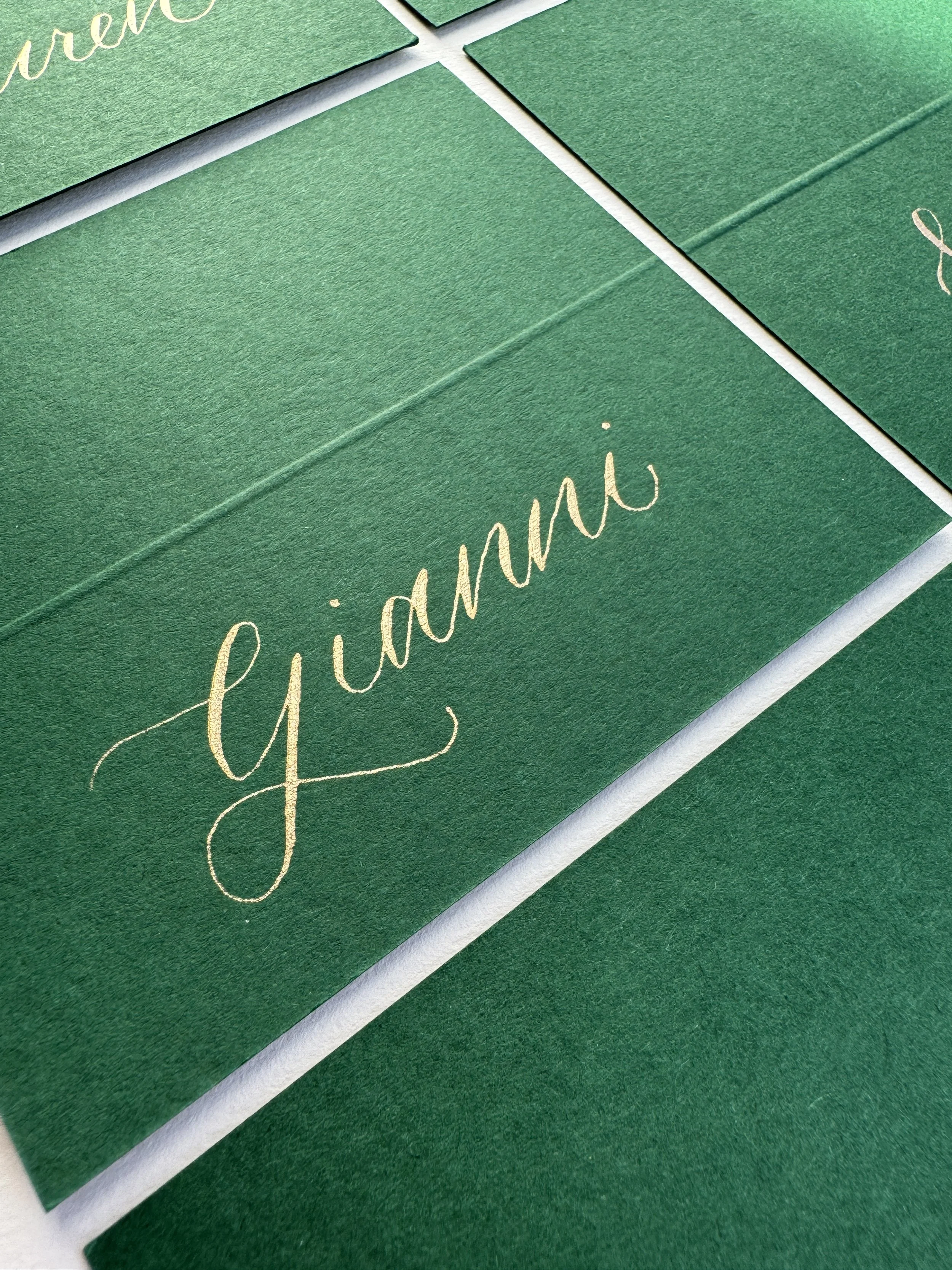 Calligraphy place cards - Elegant Script