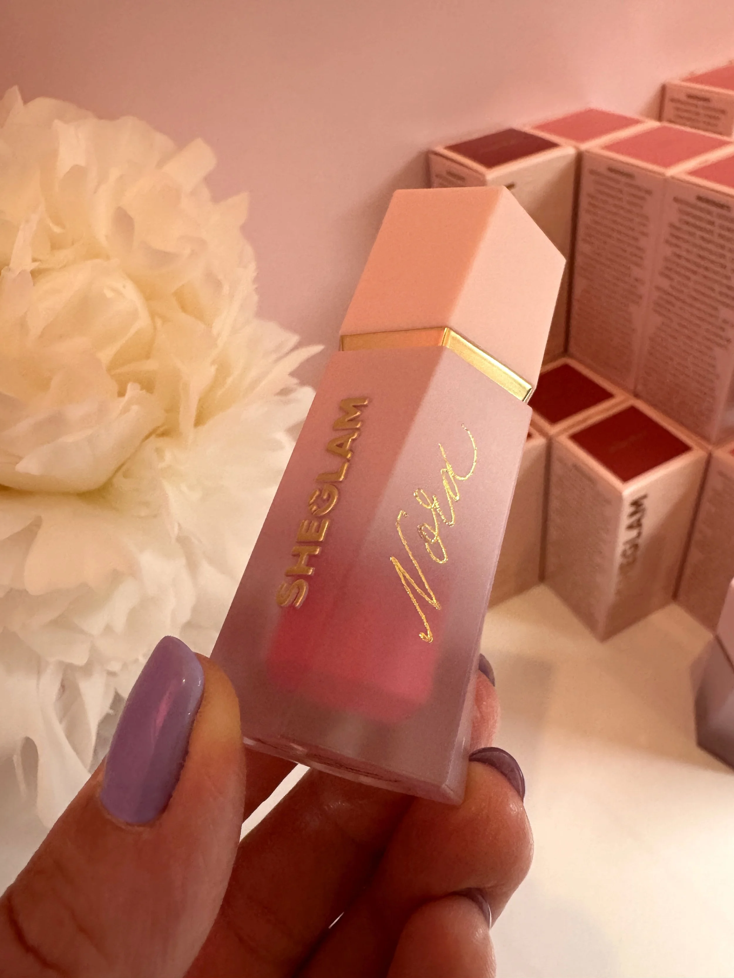 Live calligraphy personalisation for beauty brand activation