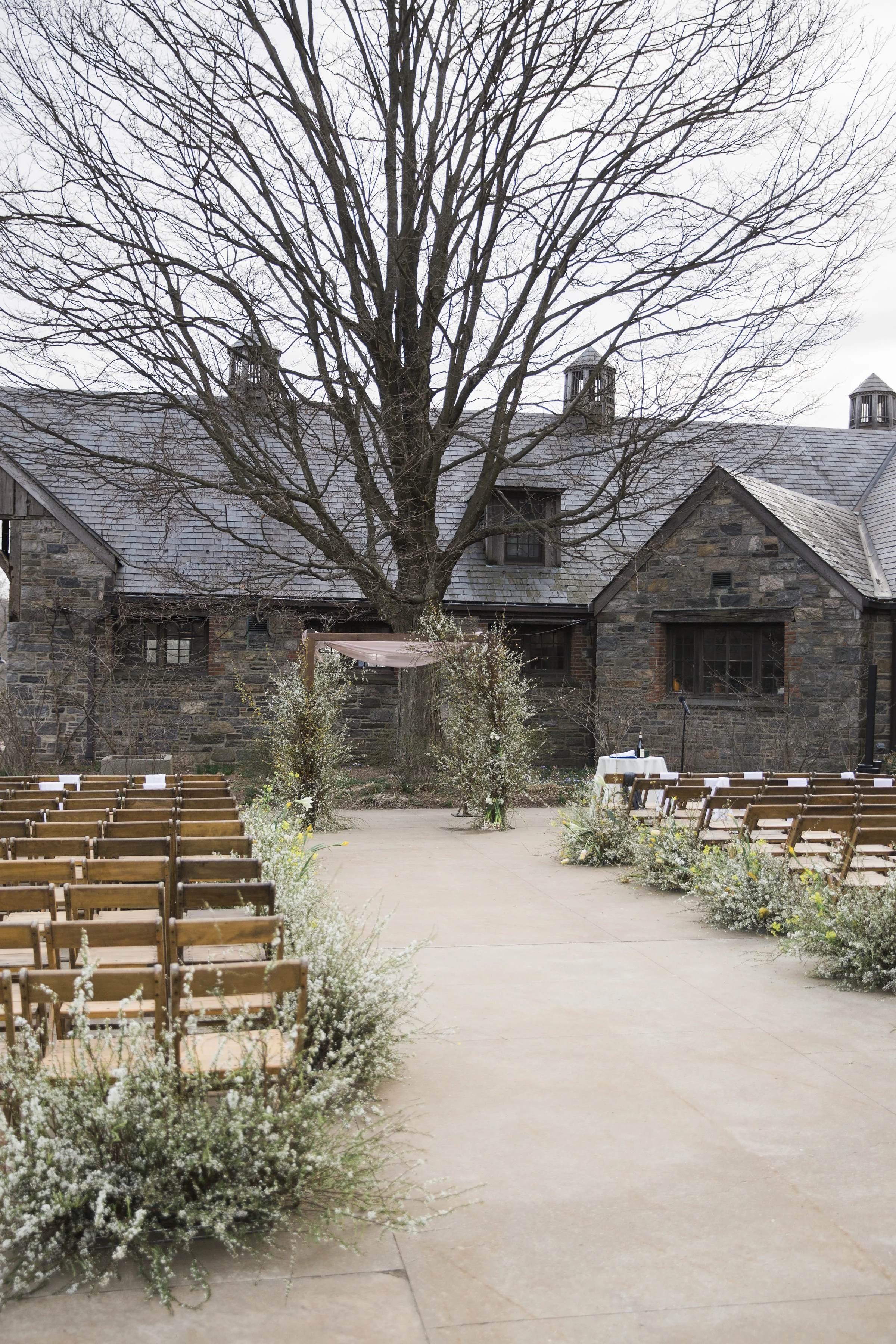 415-david-lauren-blue-hill-wedding-lucky-malone.jpg
