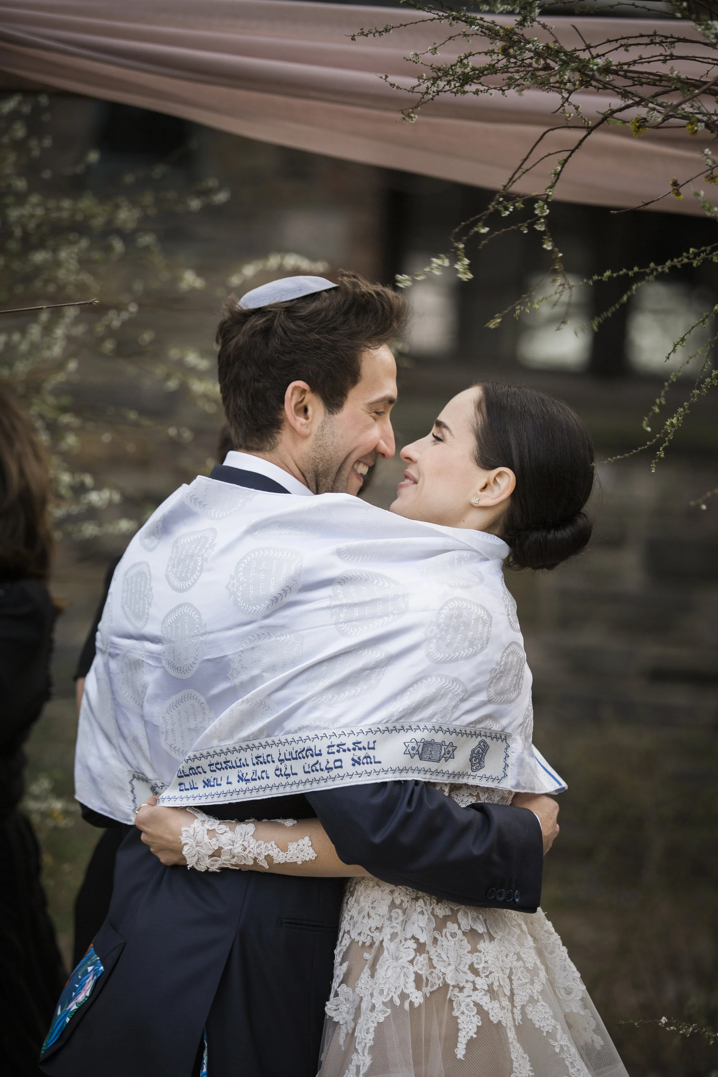 649-david-lauren-blue-hill-wedding-lucky-malone.jpg