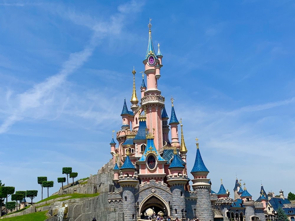 Sleeping Beauty Castle at Disneyland Paris - Video — Park Rovers