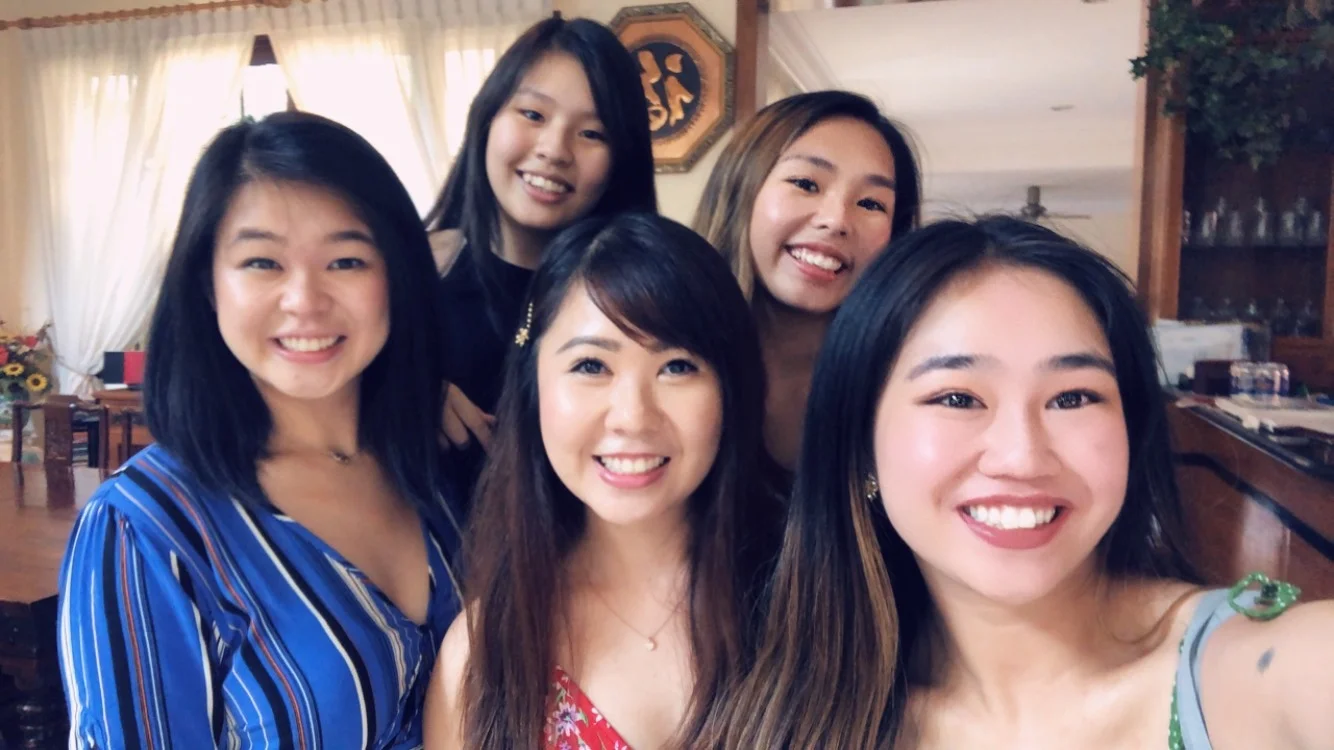 With cousin Jane and Diana!