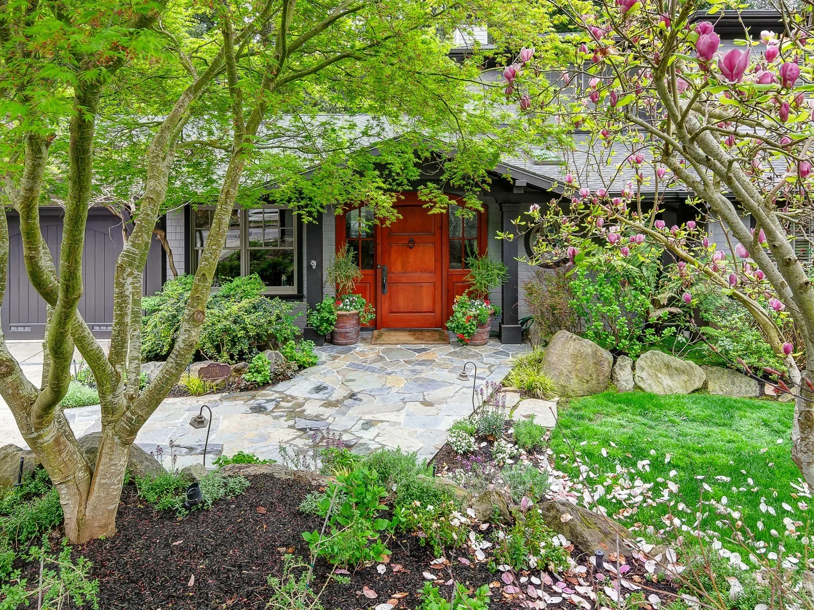 003_Front Walk.jpg