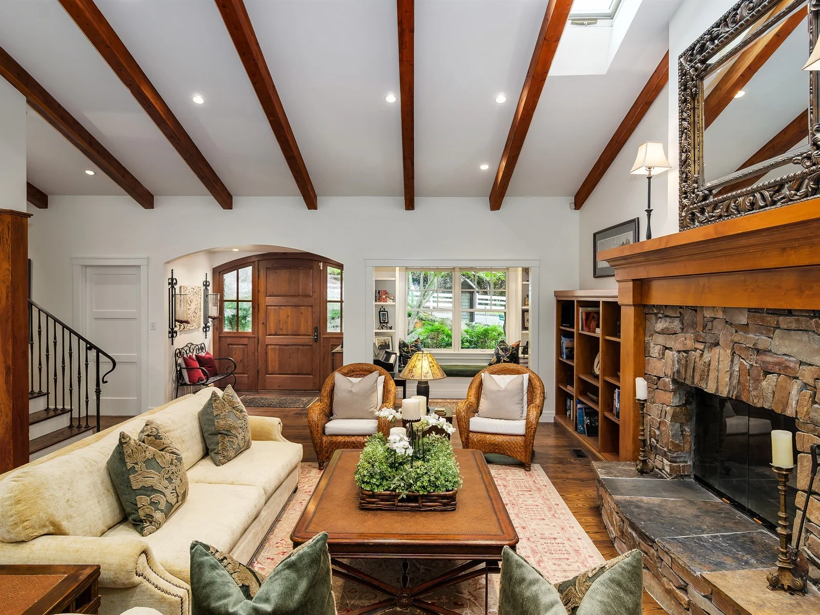 006_Living Room.jpg