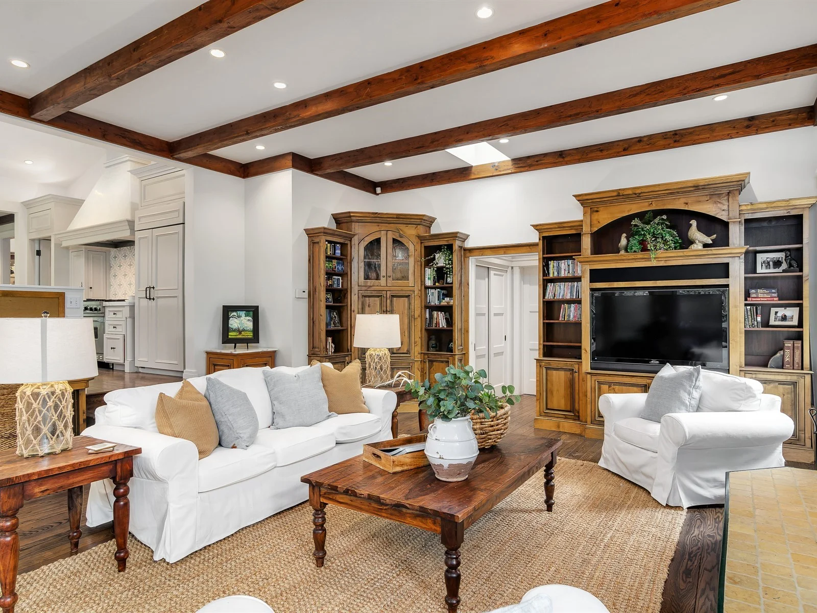 020_Family Room.jpg