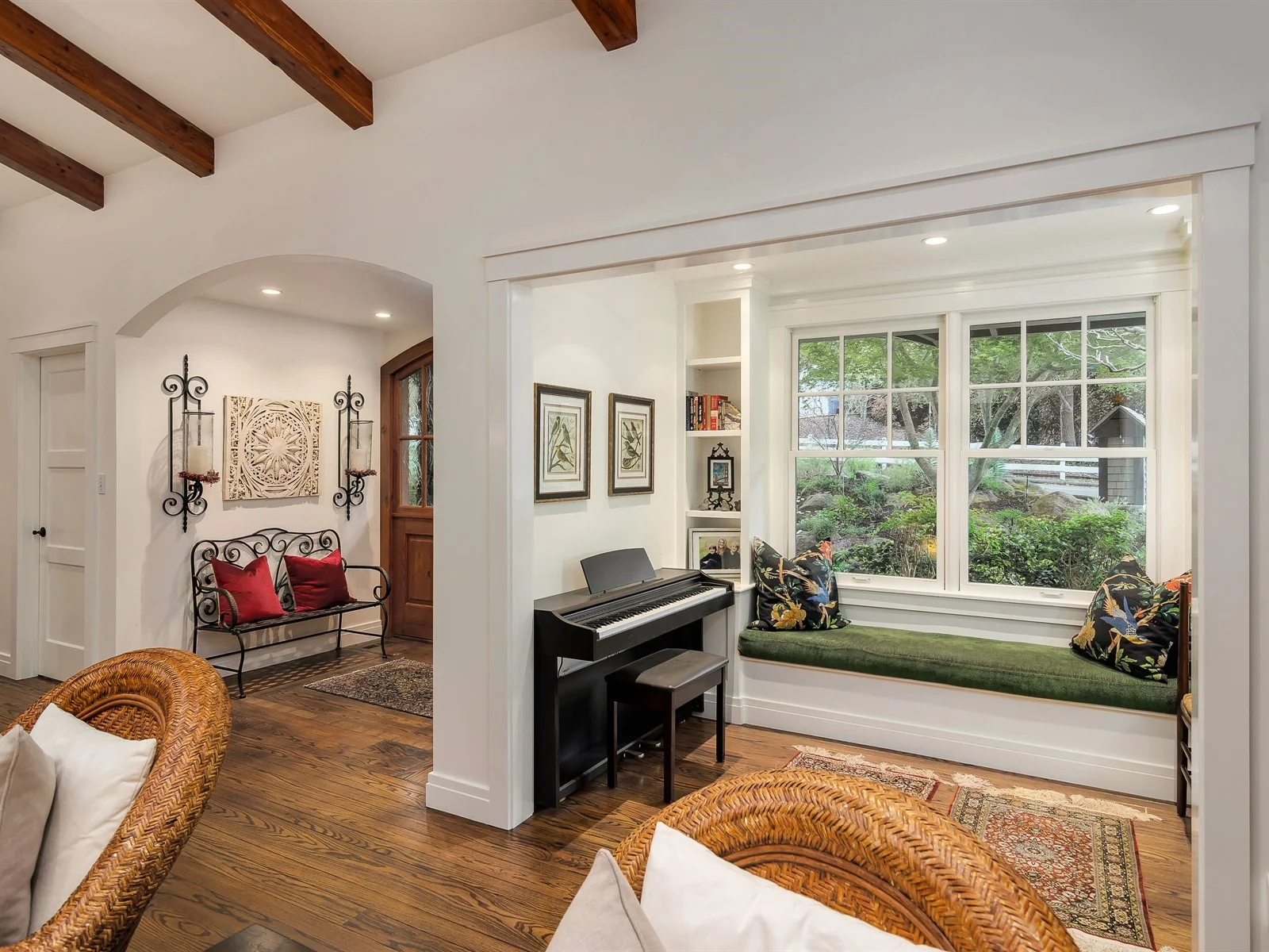 011_Sitting Room.jpg