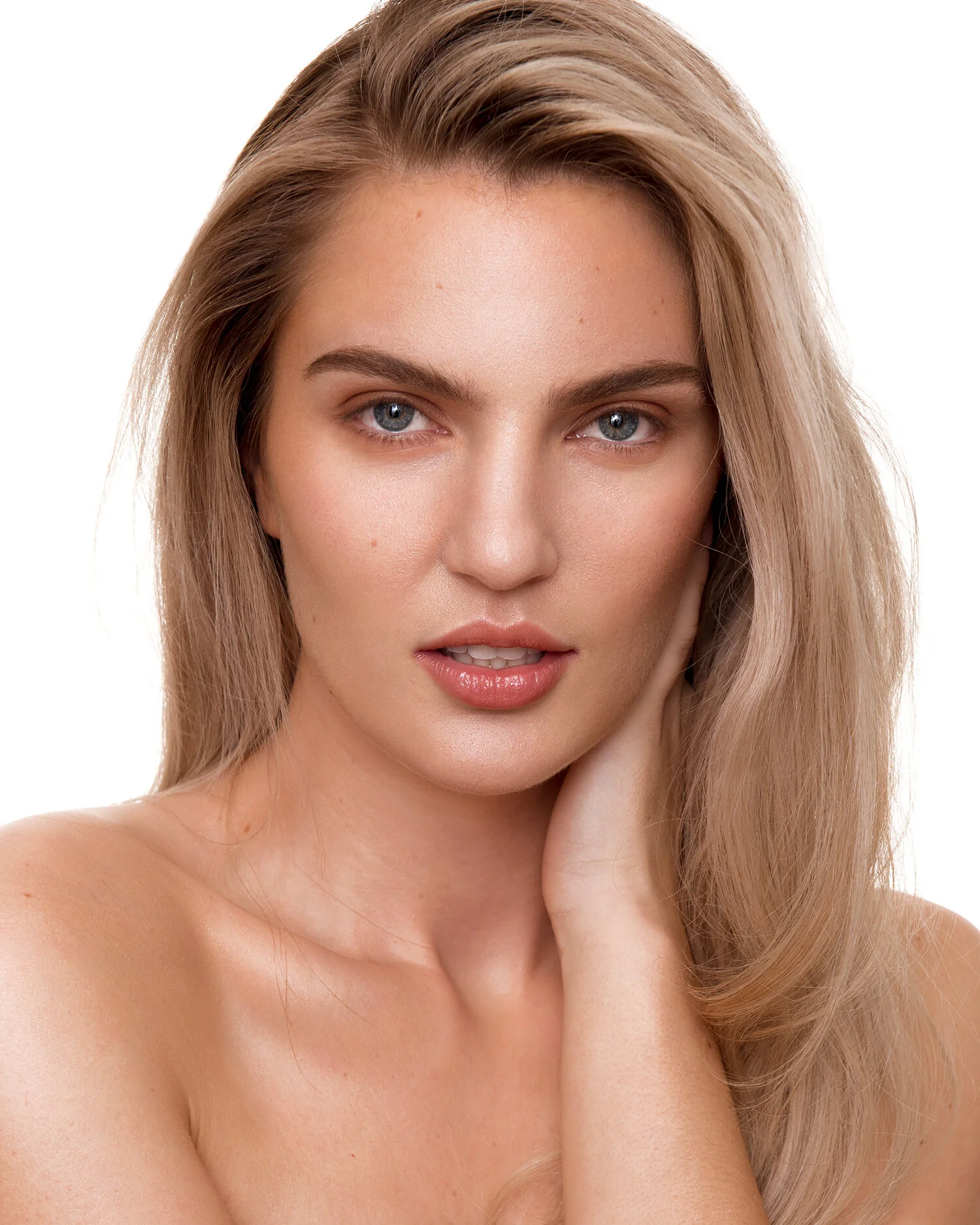 Shaharlee Blake_ Makeup Artist_ Hannah_ Walker Corl_Beauty001.jpg