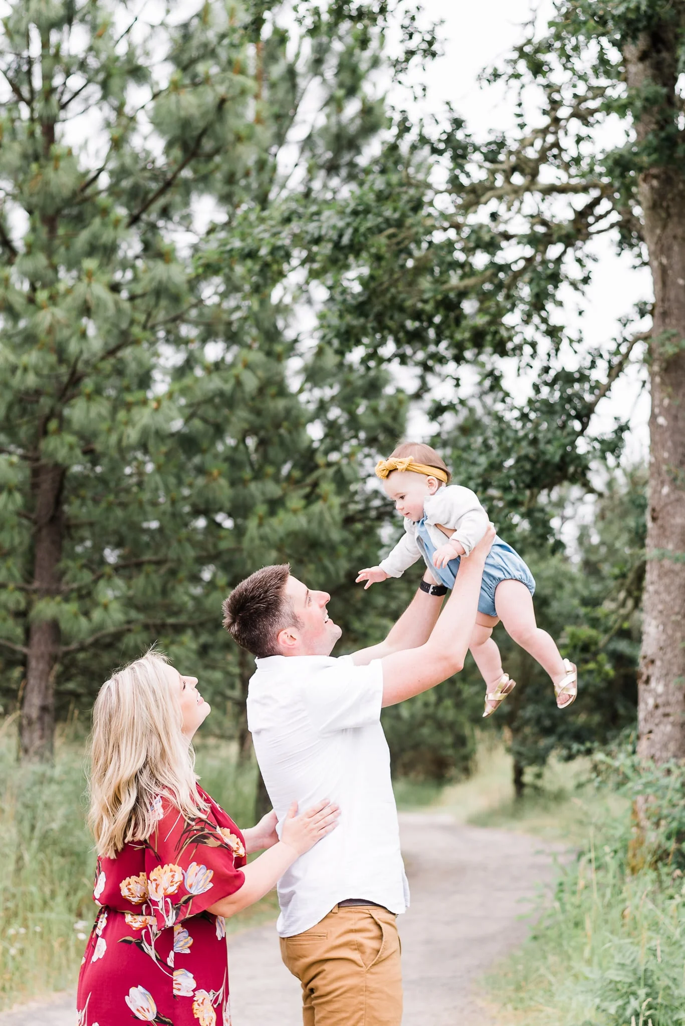 playful baby milestone photoshoot of baby Emilia in Portland, Oregon