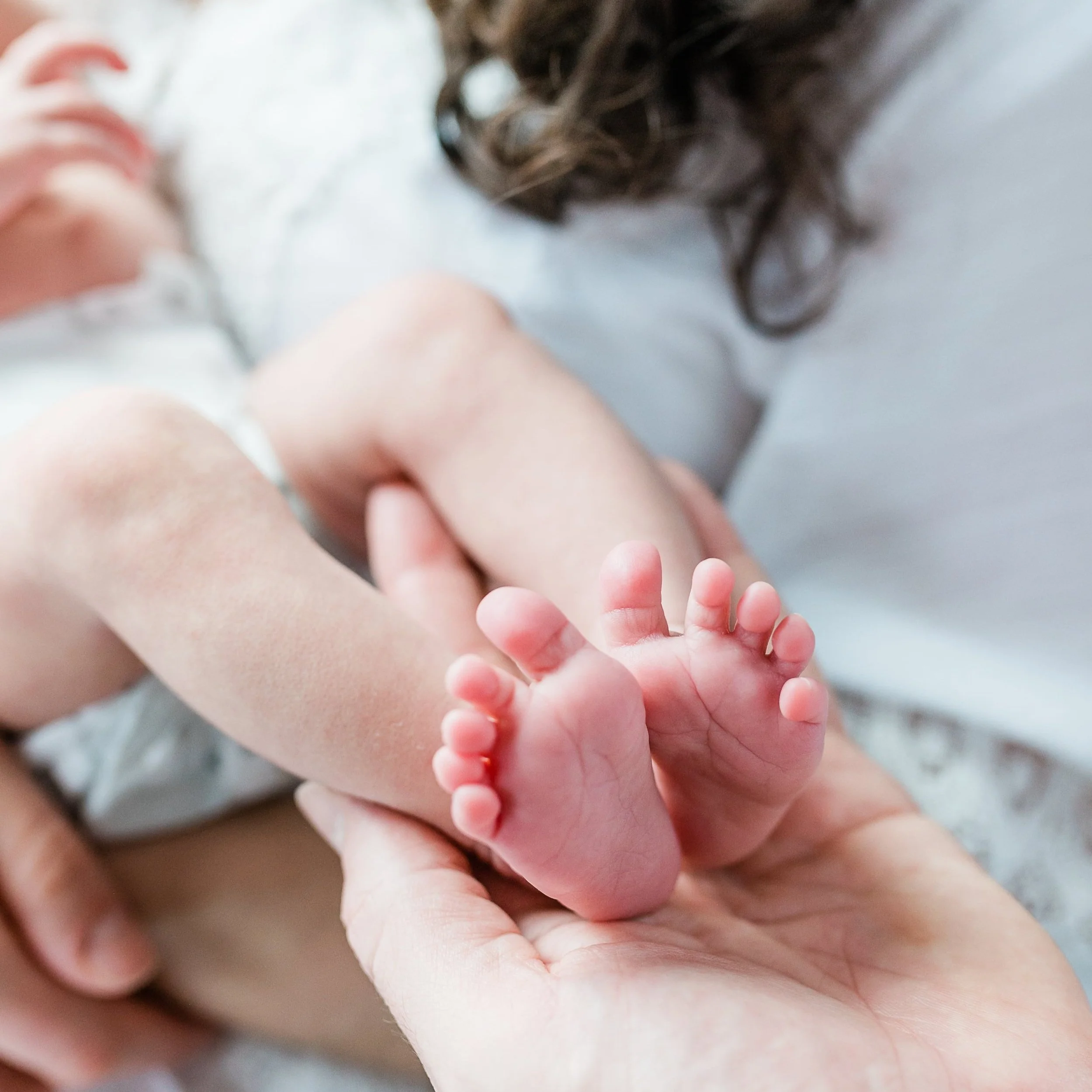7 Simple Tips for Creating Beautiful Birth Announcement Cards