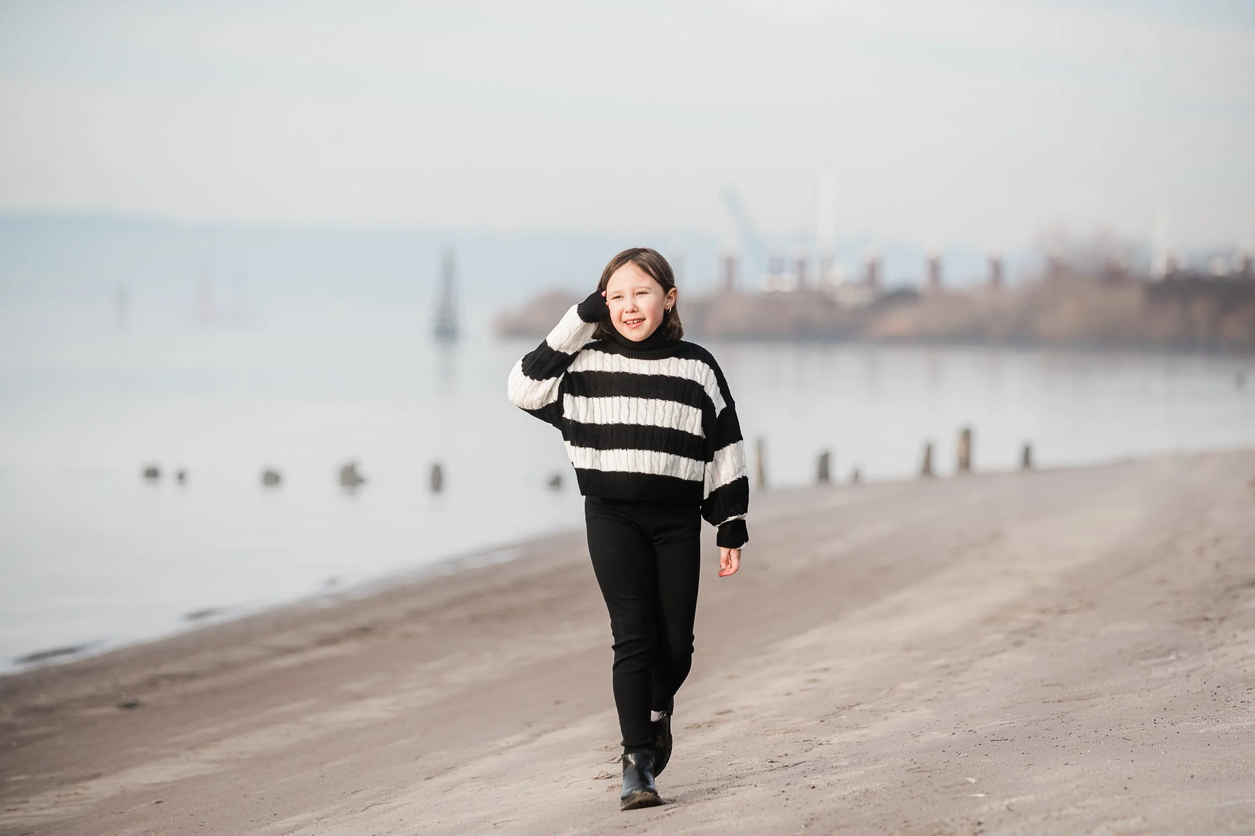 Girls walking on the waterfront