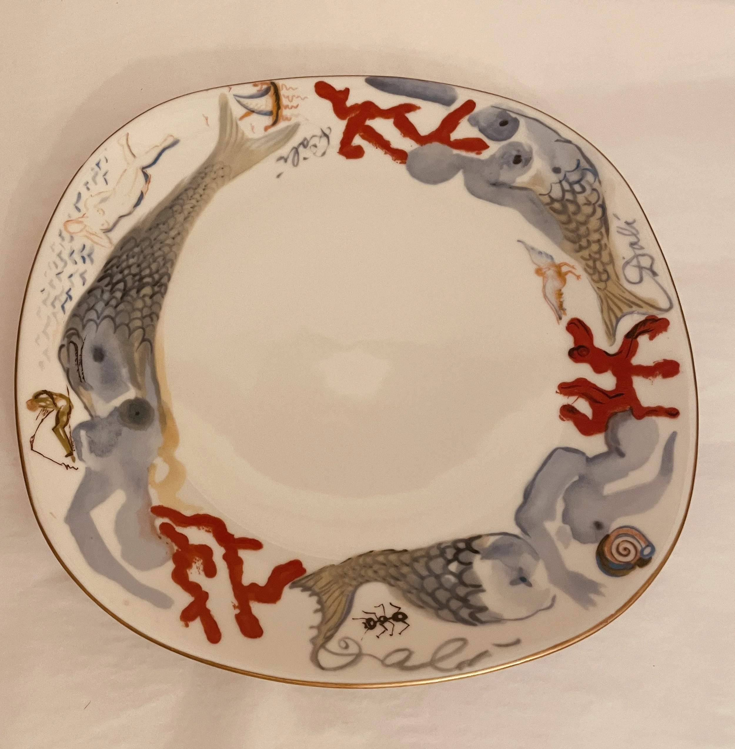 SALVADOR DALÍ PLATE. -