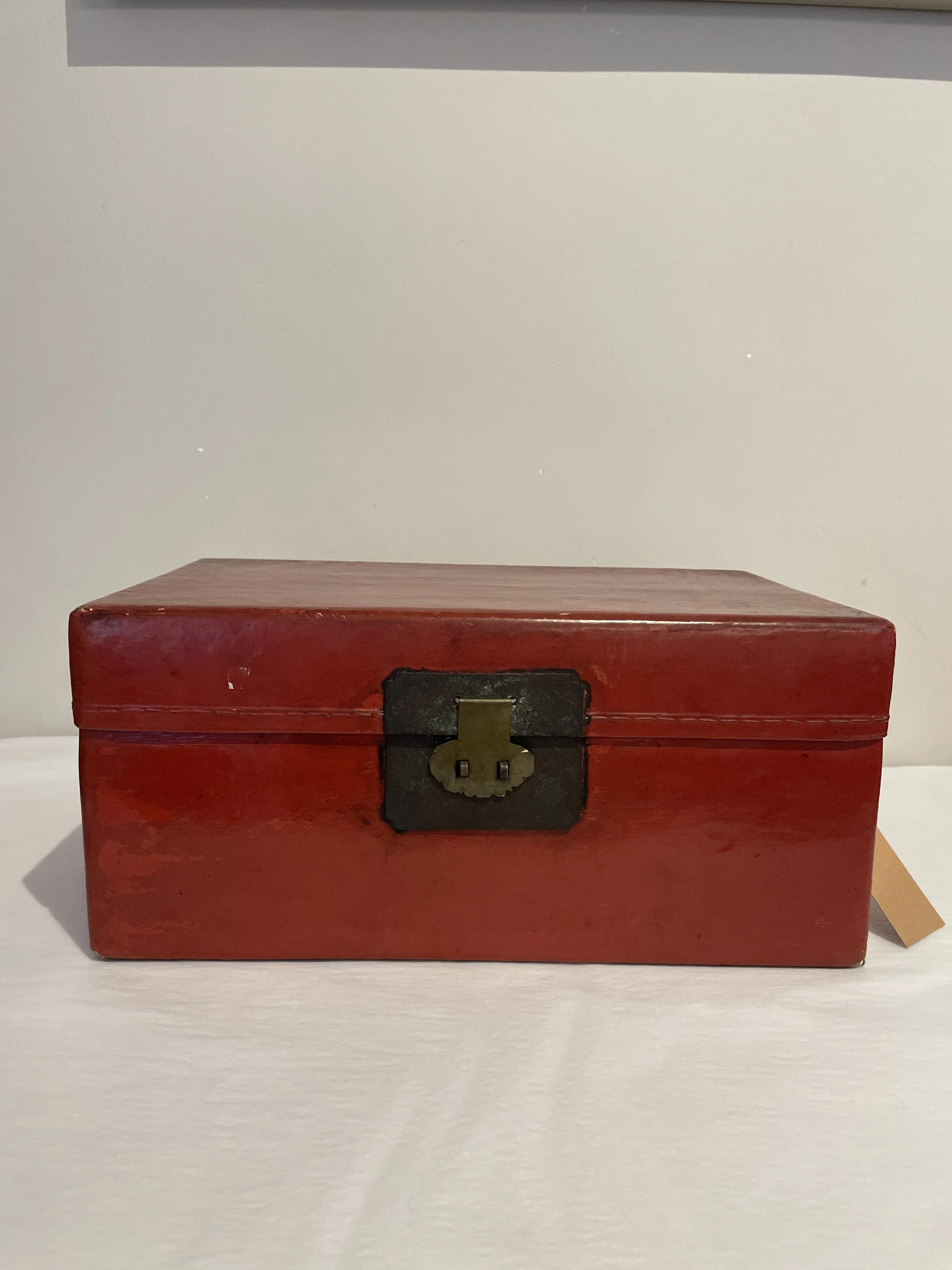 Red Velum Mini trunk - Storage box.