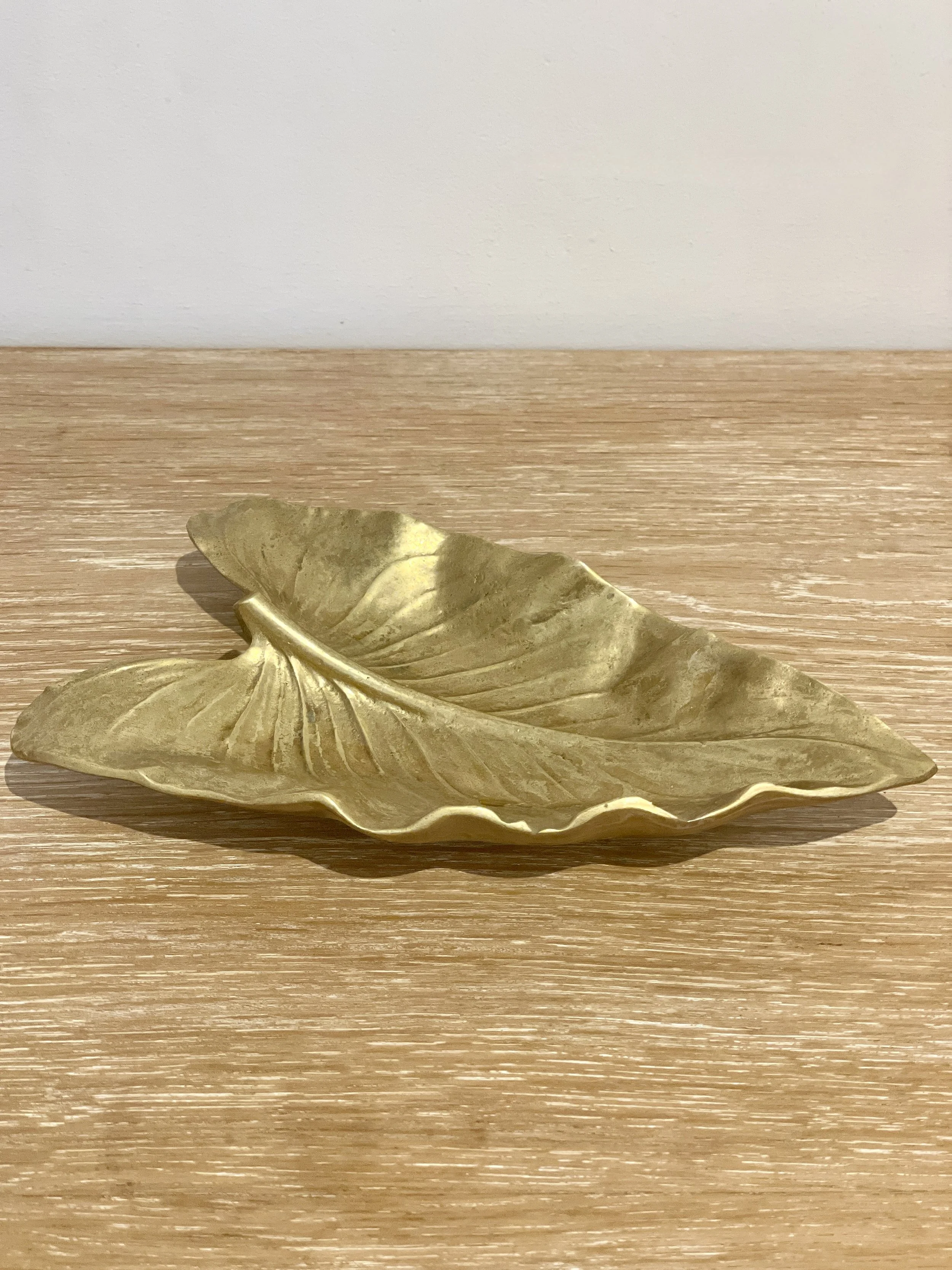 Lily Leaf - Brass