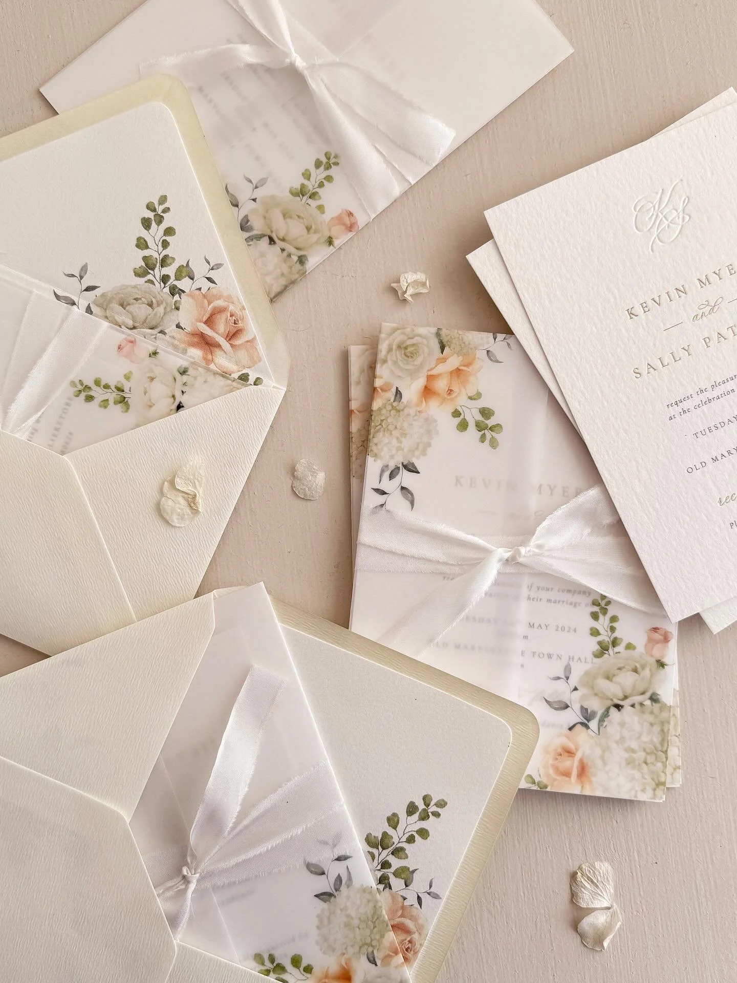 We may be well into autumn but I&rsquo;m here still clinging onto those summer palettes &bull; hello@reebarose.com 

.⠀
.⠀
. 
.⠀
.⠀
.⠀
.⠀

#weddingstationery #weddingstyle #weddingstyling #weddingdetails #weddinginspiration #weddinginspo #weddingdesi