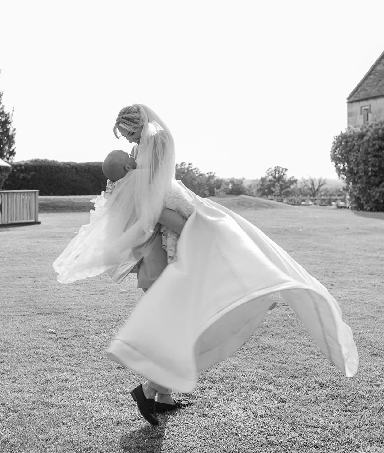 in my wedding bubble &bull; 23 . 05 . 26