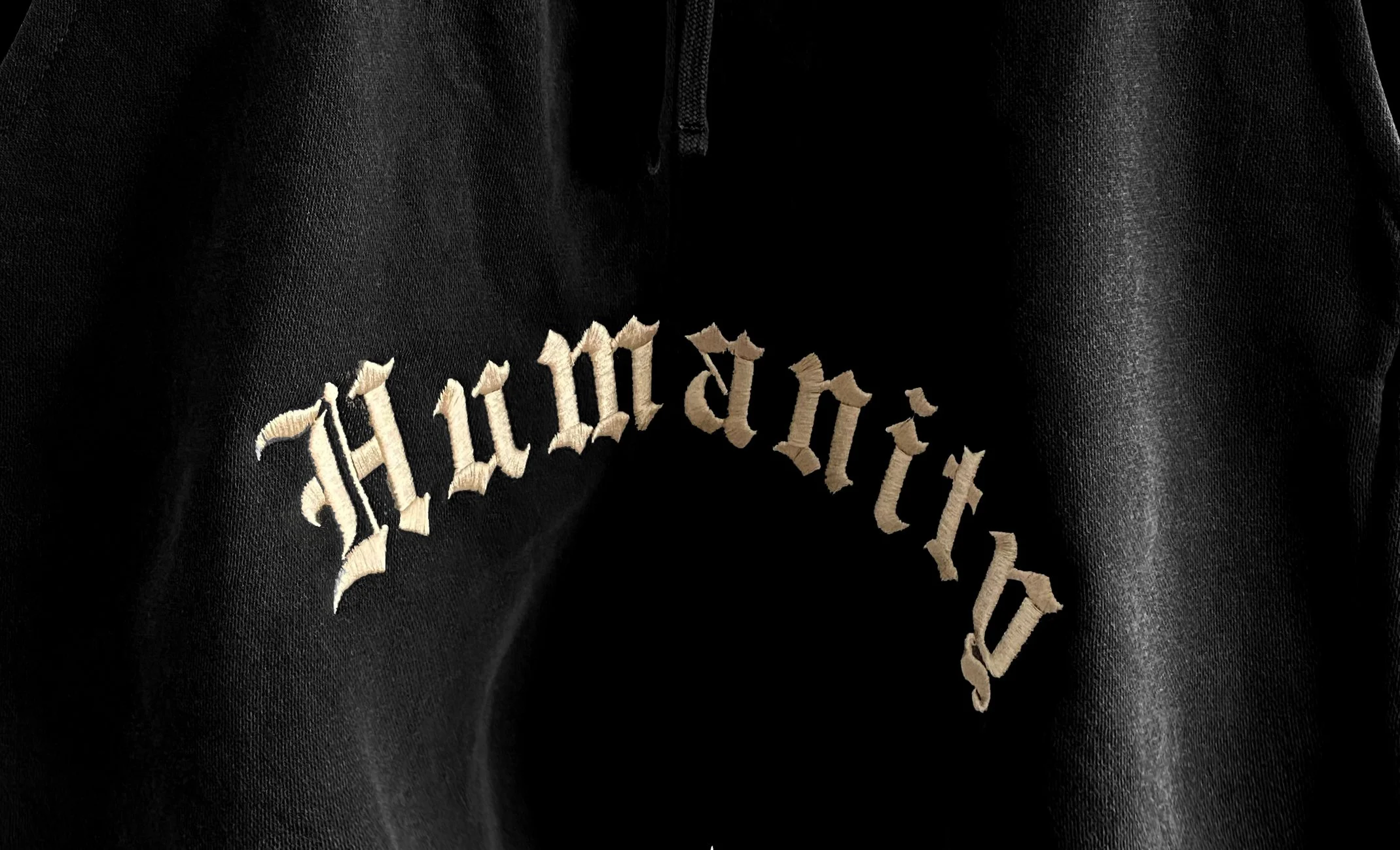 Hu Shorts black detail.jpg