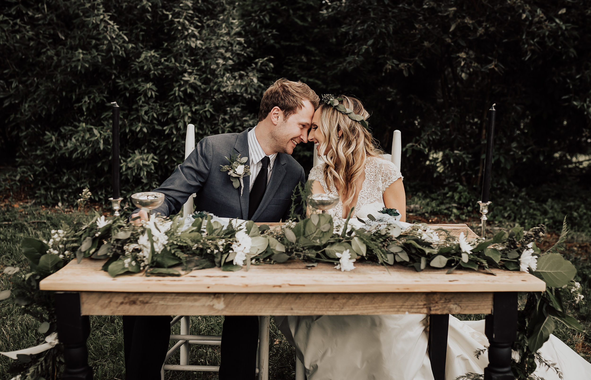 I had the honor of working with The Hubbard House in Asheboro & photographing this adorable couple. I met many wonderful vendors during this time and had so much fun helping coordinate this day!