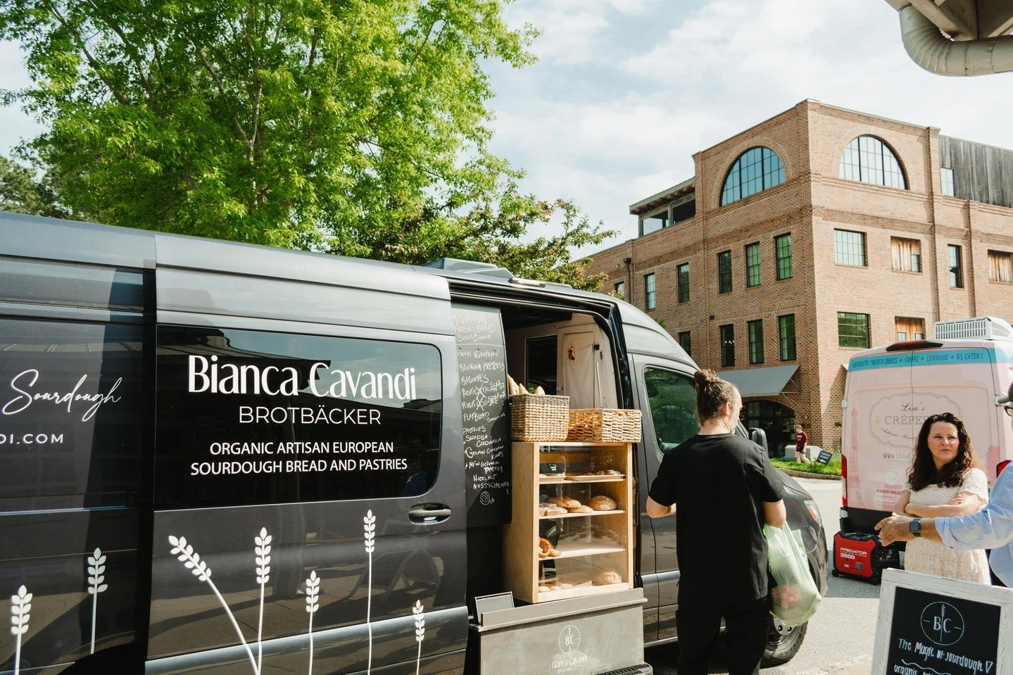 Tomorrow is going to be a gorgeous day at the Serenbe Farmers Market 9am-1pm! 💐 Retrograde is over, and Spring is here! The weather will be fabulous, and so are our local makers.