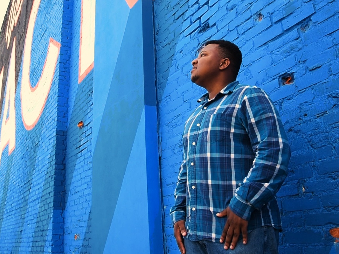 Scentrellis Dixon, 22, a former foster child, is part of the Youth Voice team that will meet with social workers at eight sessions across the state in May. Dixon, who was once told by a social worker that he’d never make it, is scheduled to graduate in December from Jackson State University. Roger Newton/Juvenile Justice Information Exchange