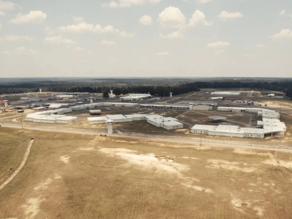 Inside the prison where inmates set each other on fire and gangs have more  power than guards — Mississippi Center for Investigative Reporting