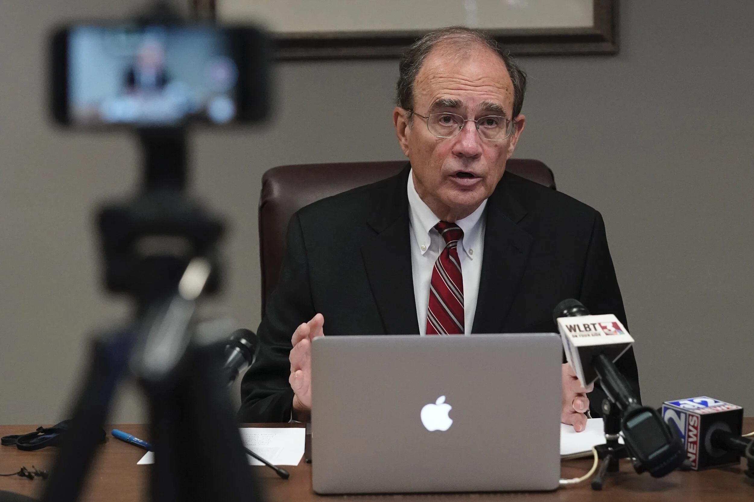 Mississippi hospitals and others renew fight for Medicaid expansion amid the pandemic