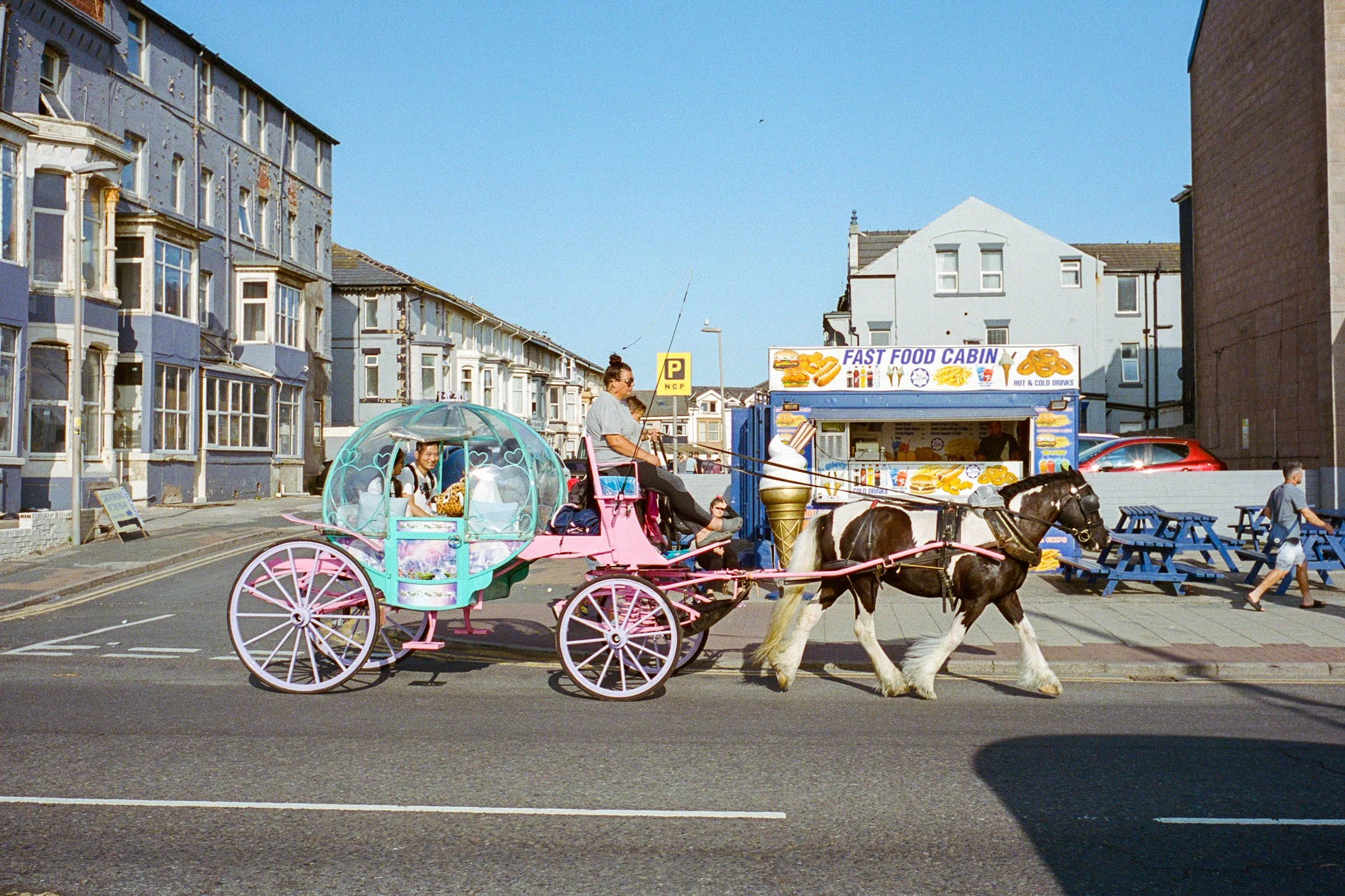 LeicaM6_11_UK_04_100526250004_Blackpool.JPG