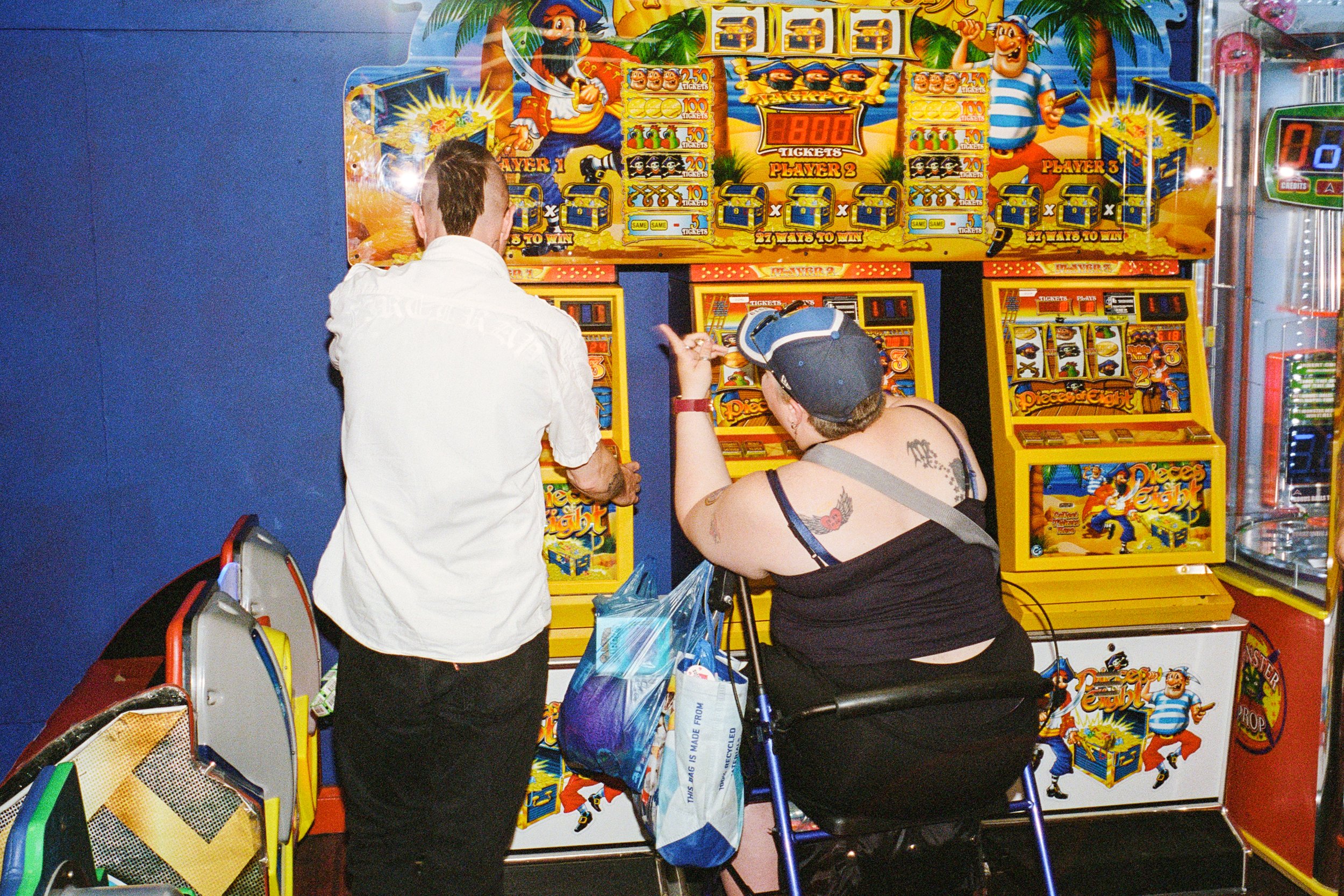 LeicaM6_11_UK_04_100526250032_Blackpool.JPG