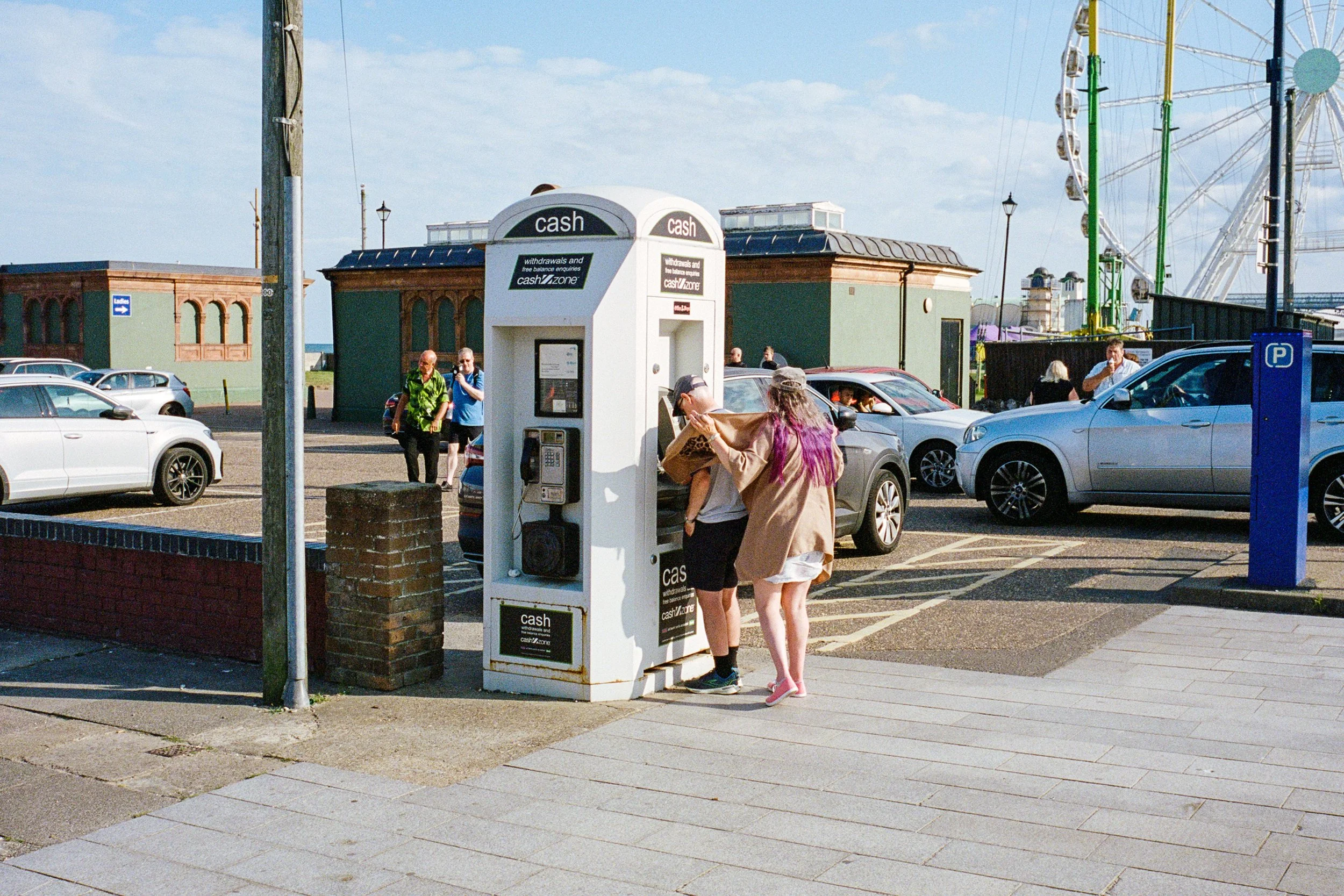 LeicaM6_13_UK_06_100526220038_GreatYarmouth.JPG