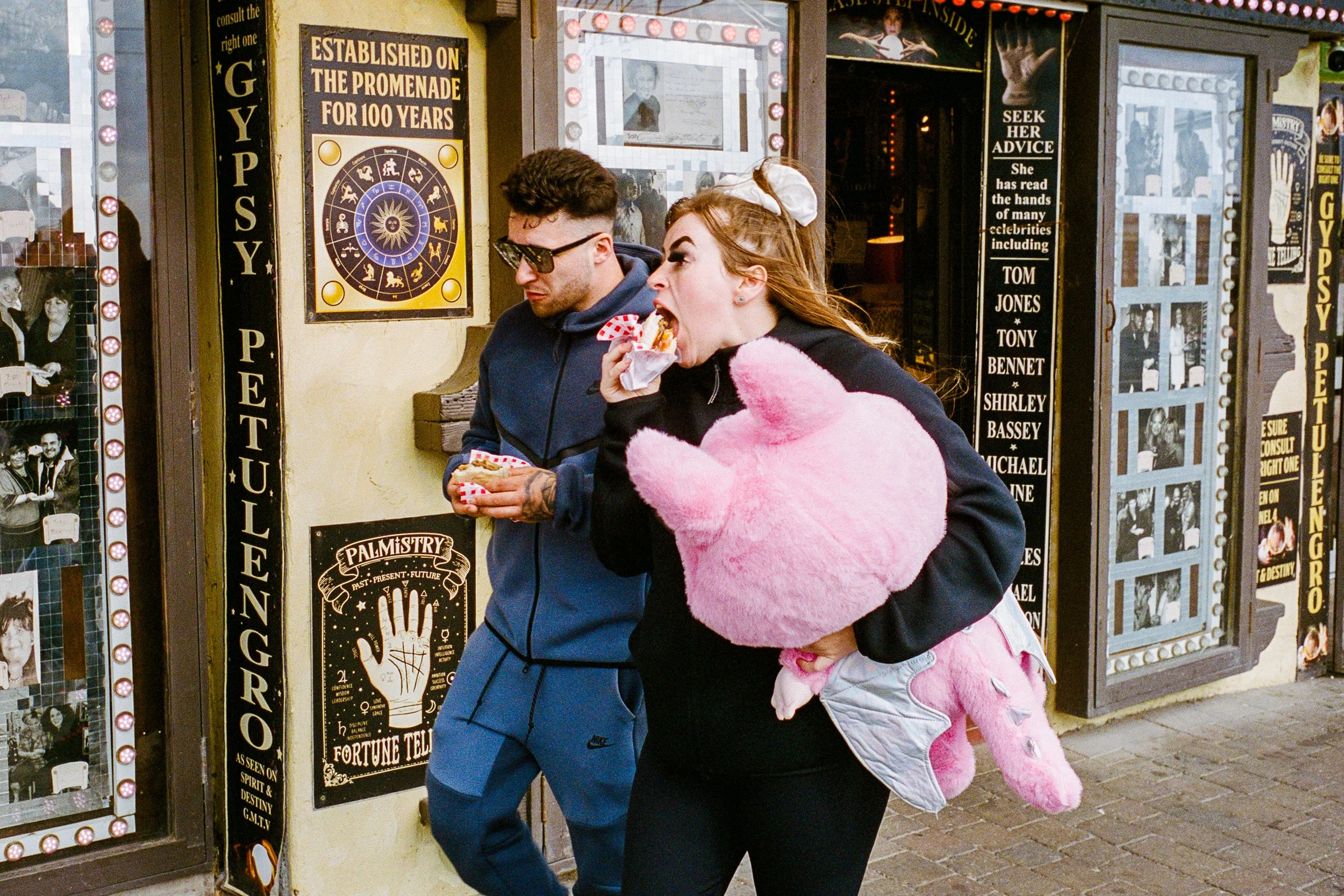 LeicaM6_10_UK_05_Blackpool_Southport_100867220010.JPG